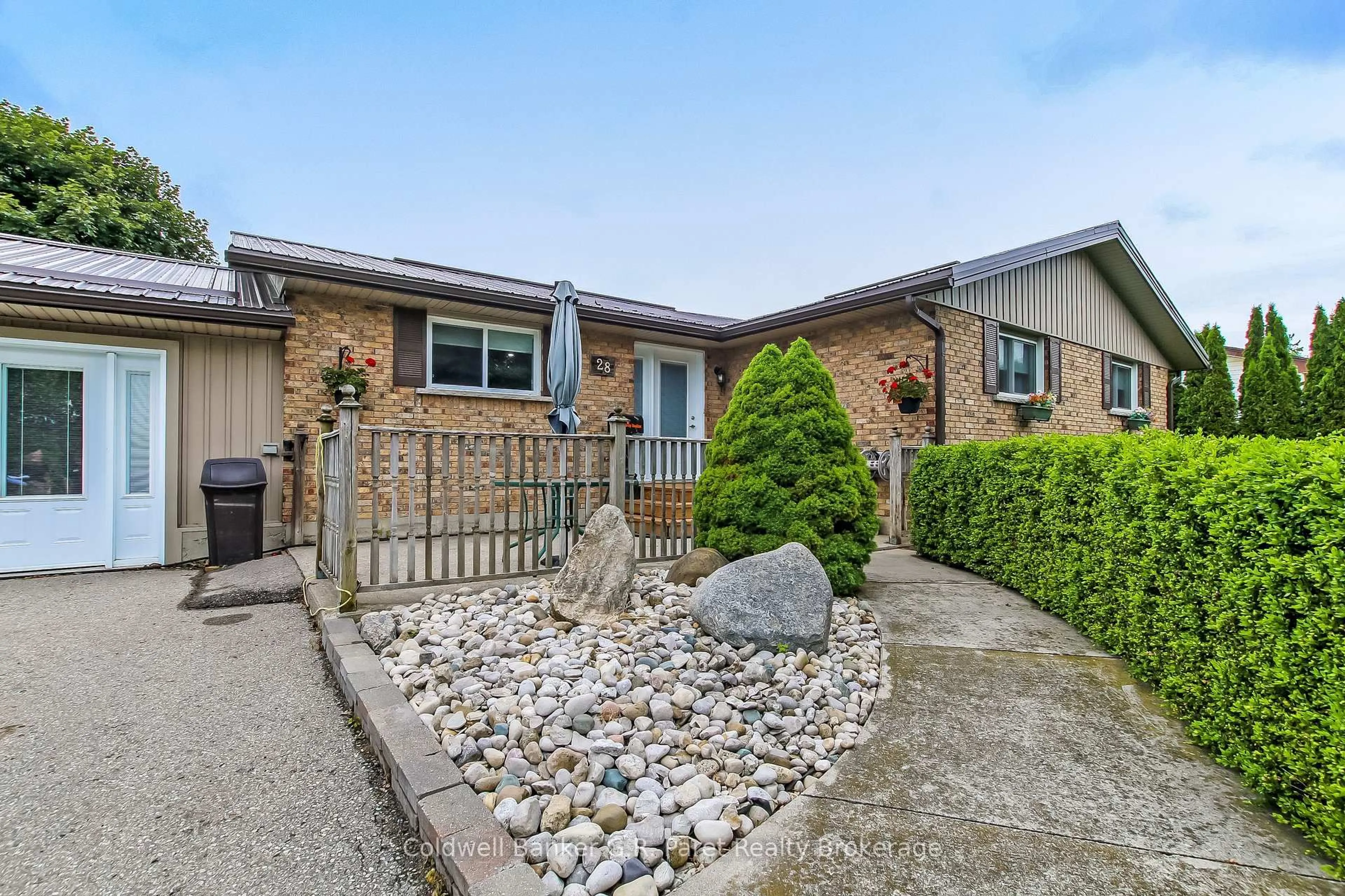Home with brick exterior material, street for 28 Peggy Ave, South-West Oxford Ontario N0J 1N0