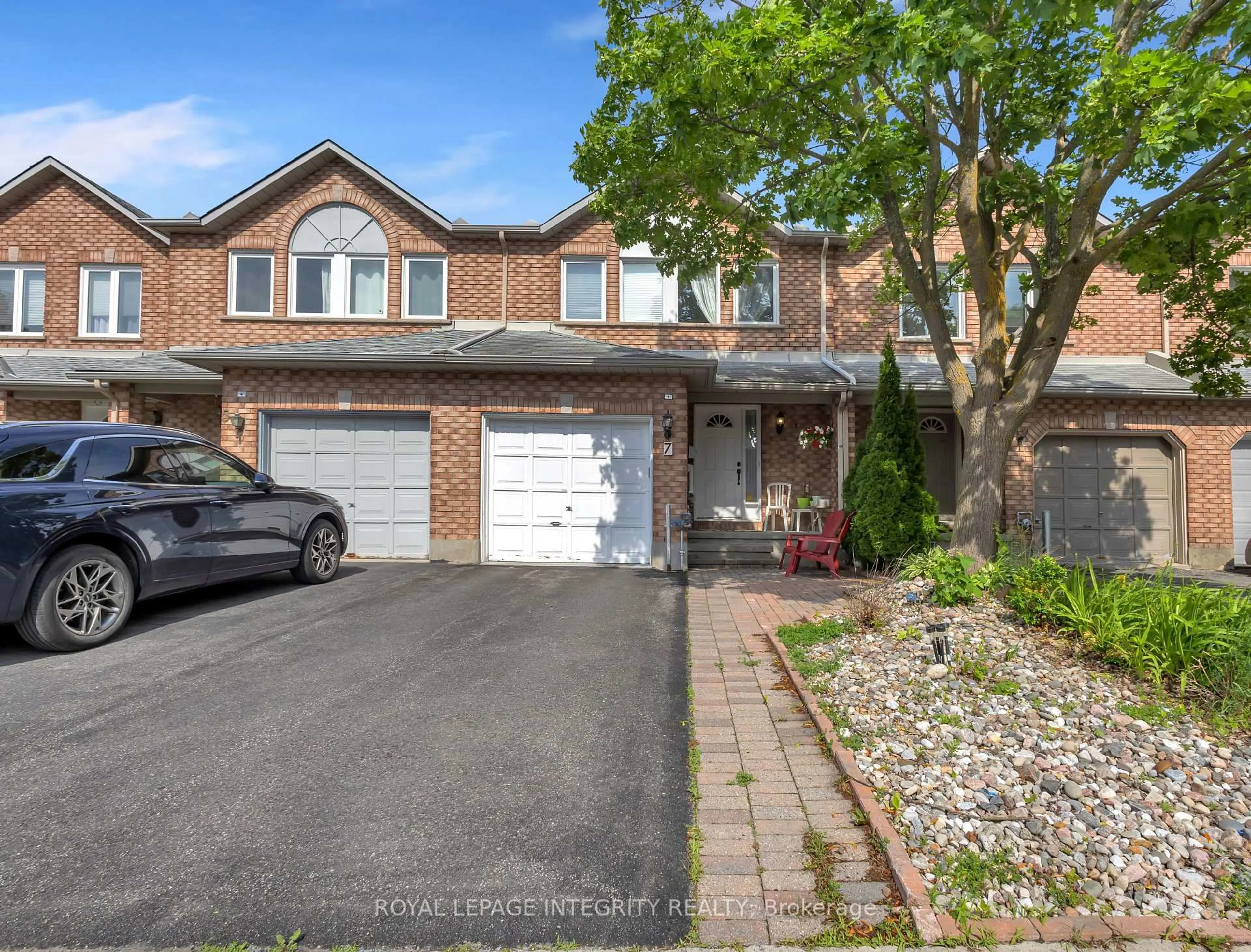 Home with brick exterior material, street for 7 Westpointe Cres, Ottawa Ontario K2G 5Z1