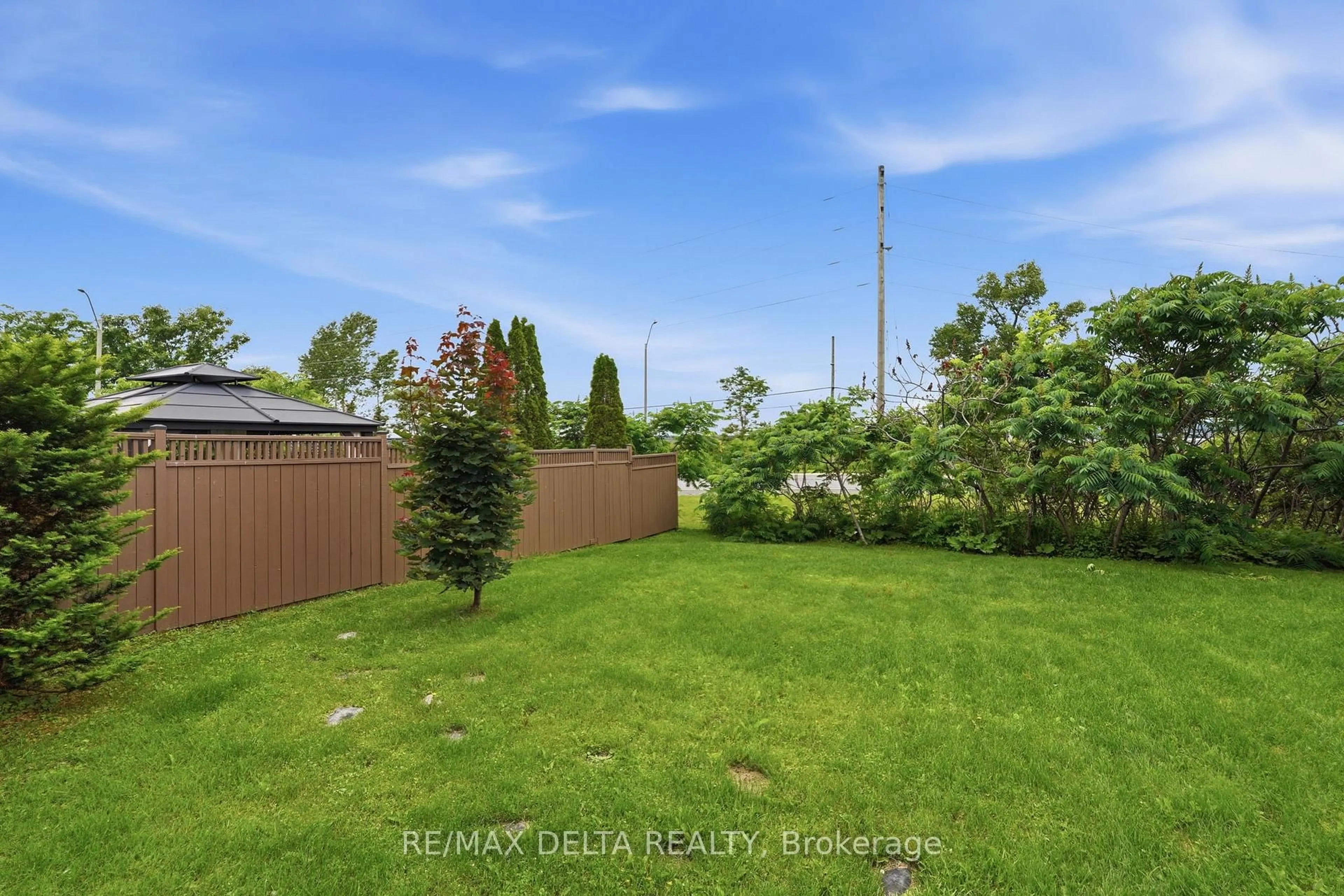 A pic from outside/outdoor area/front of a property/back of a property/a pic from drone, forest/trees view for 2179 Cecile Cres, Clarence-Rockland Ontario K4K 1S4