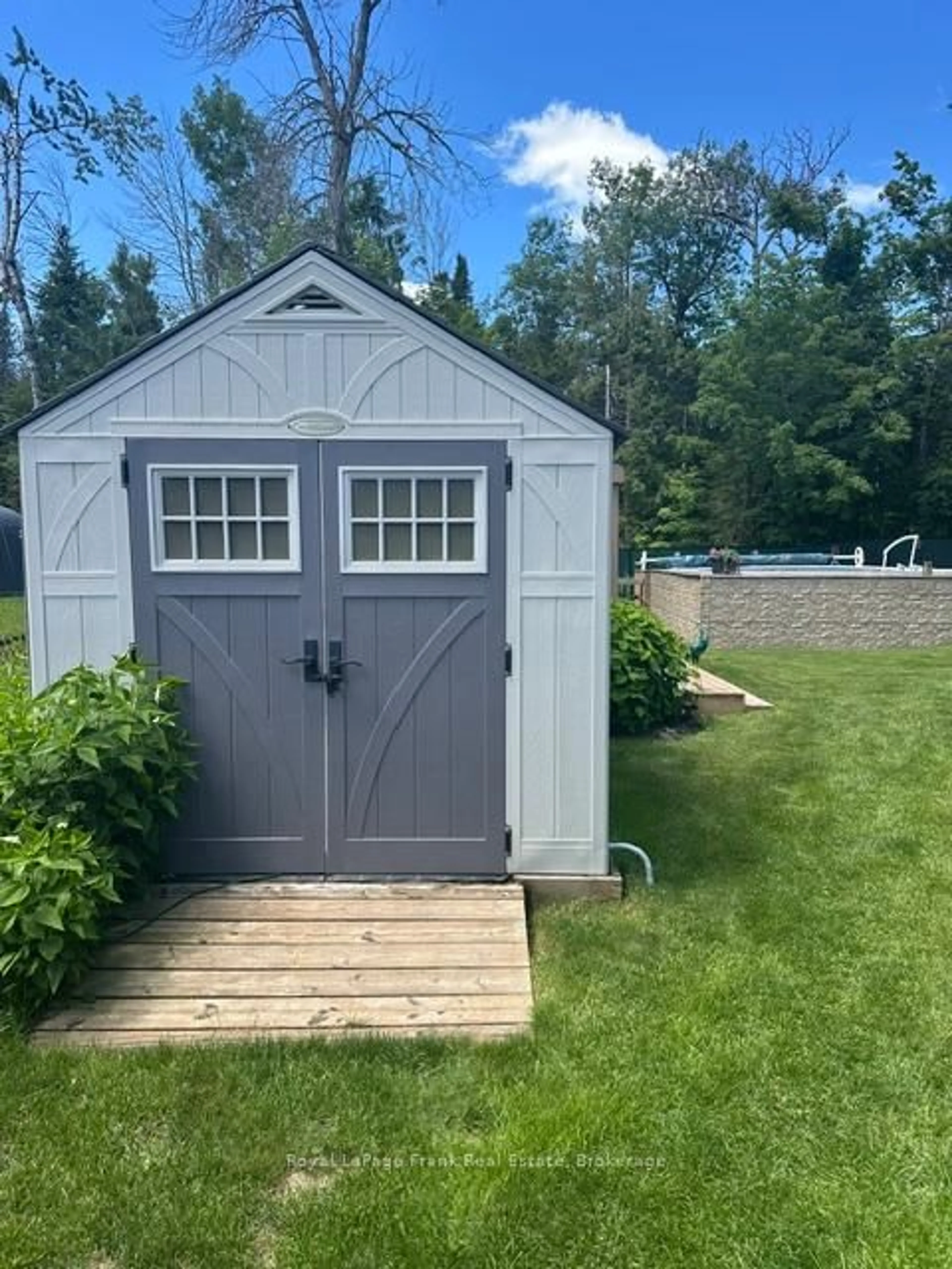 Shed for 118 Echo Bay Rd, Kawartha Lakes Ontario K0M 1A0
