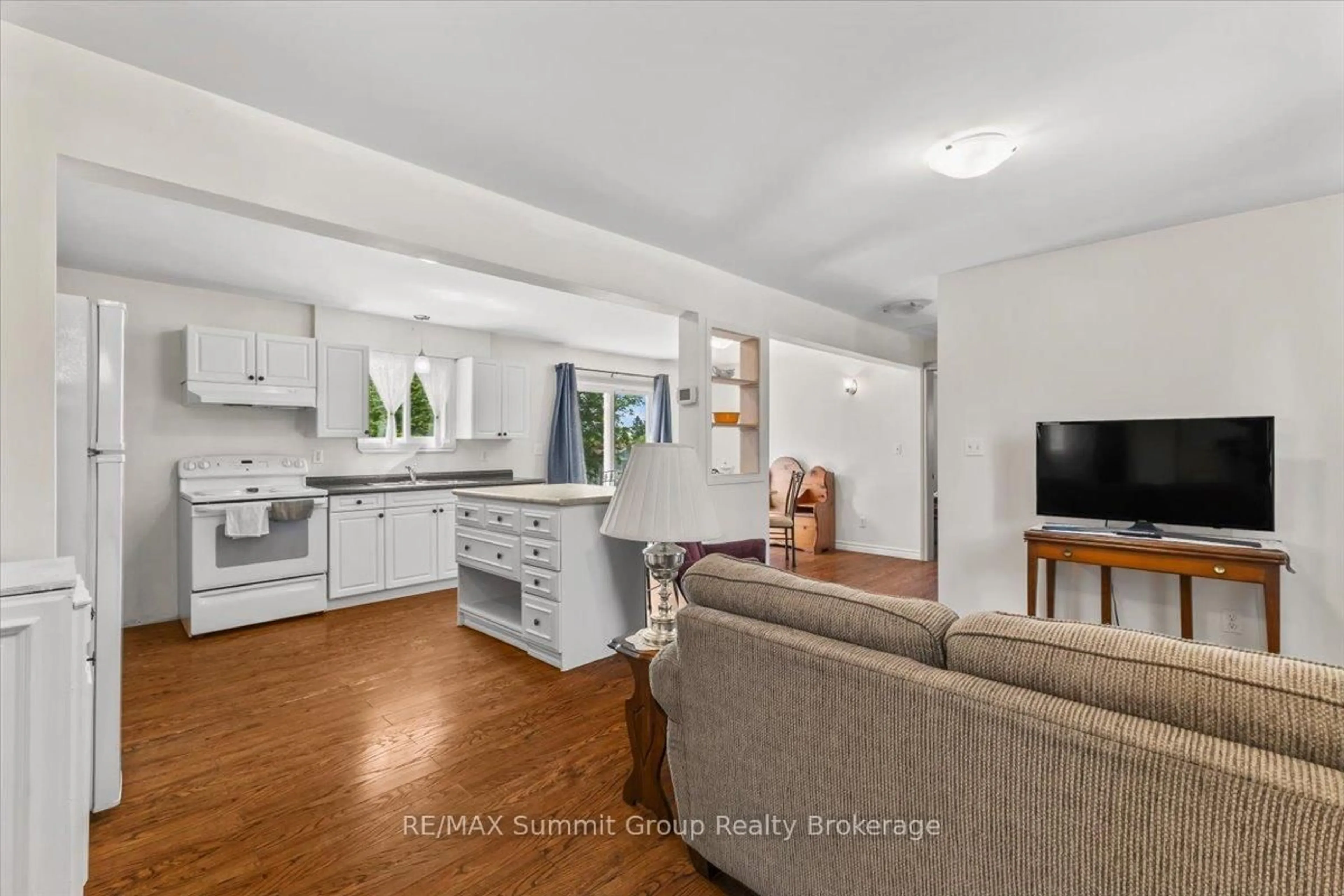 Open concept kitchen, unknown for 260 Victoria St, Southgate Ontario N0C 1B0