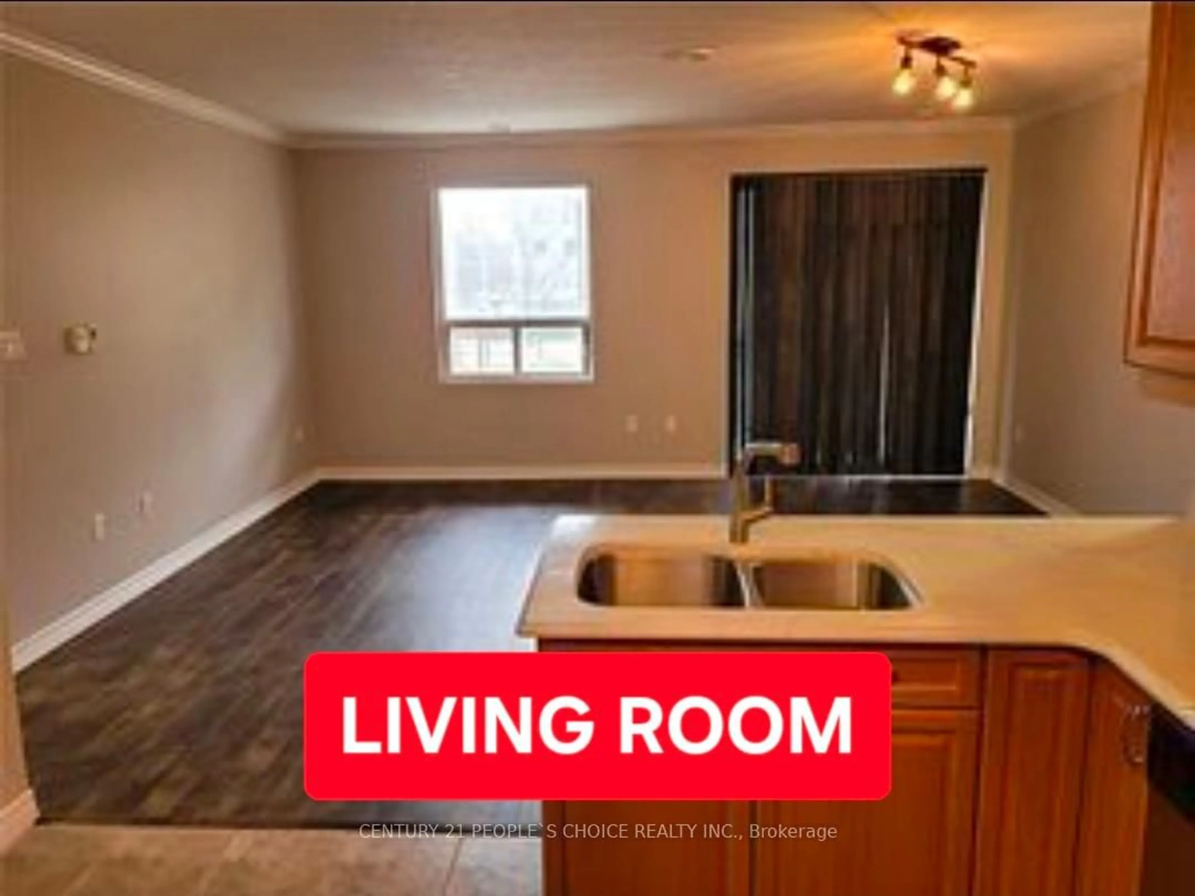 A pic of a room for 435 Colborne St #205, London East Ontario N6B 2T2