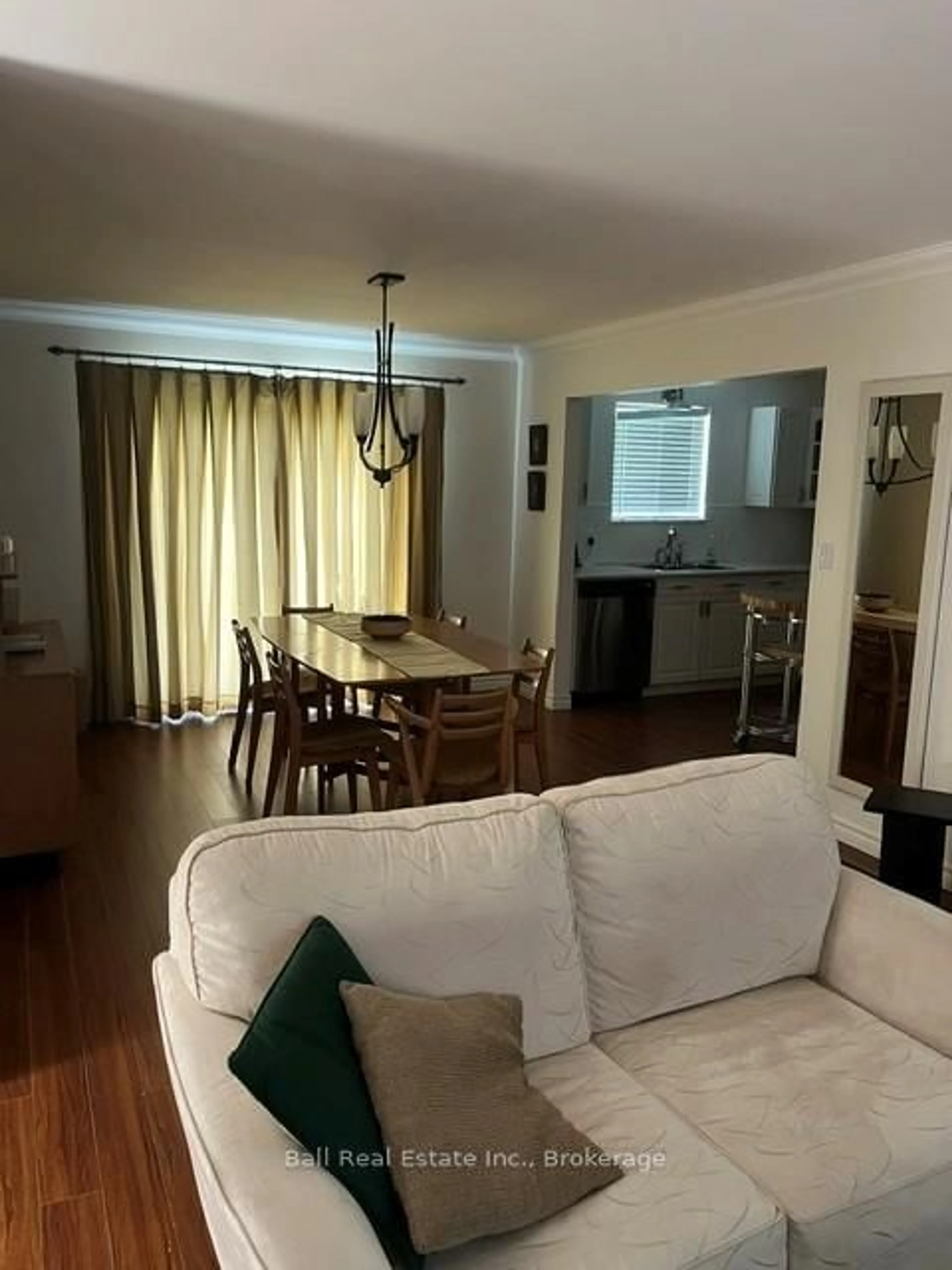 Living room with furniture, unknown for 77 Water St, Trent Hills Ontario K0L 1Y0