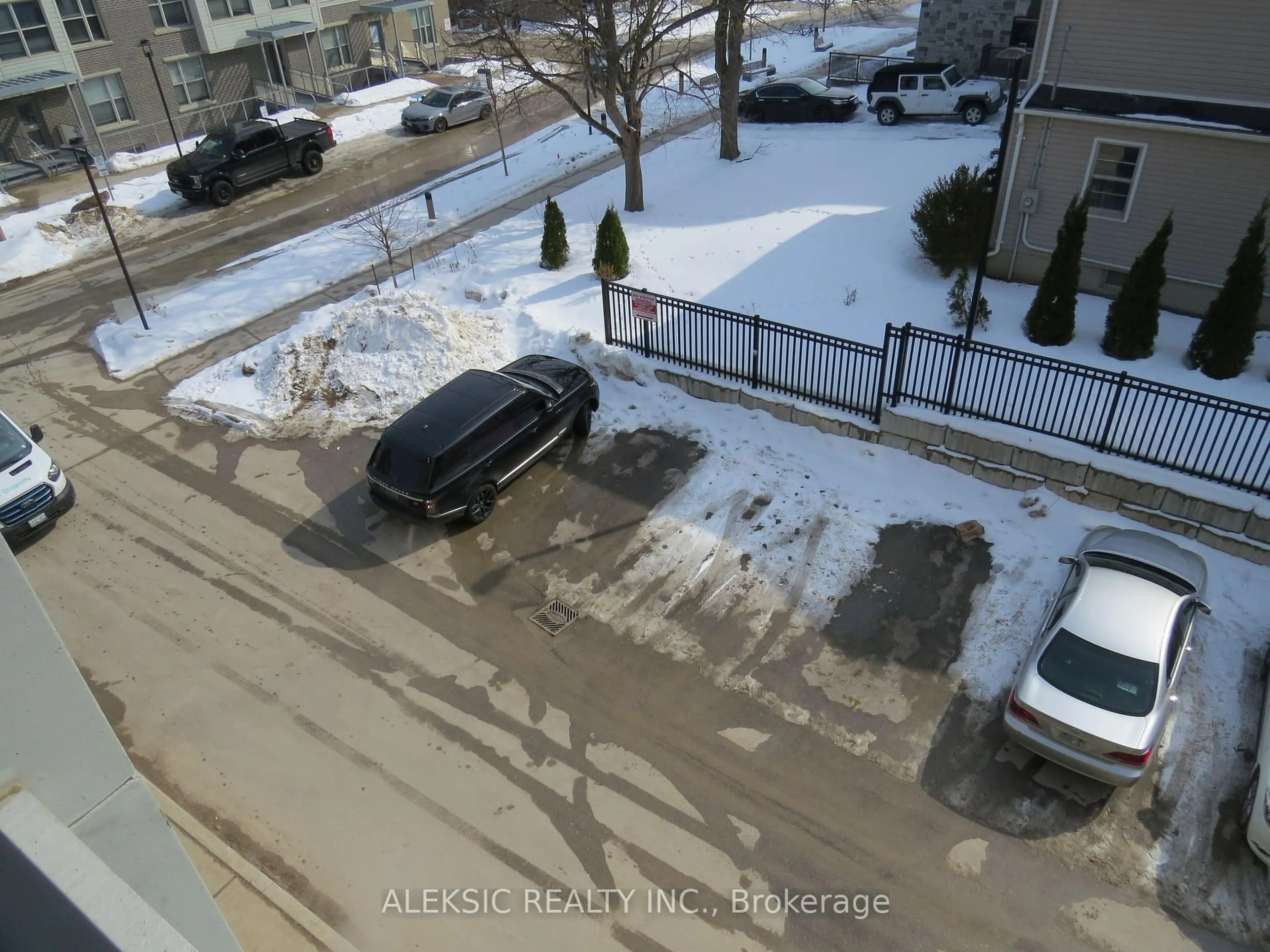A pic from outside/outdoor area/front of a property/back of a property/a pic from drone, street for 275 Larch St #H404, Waterloo Ontario N2L 3R2