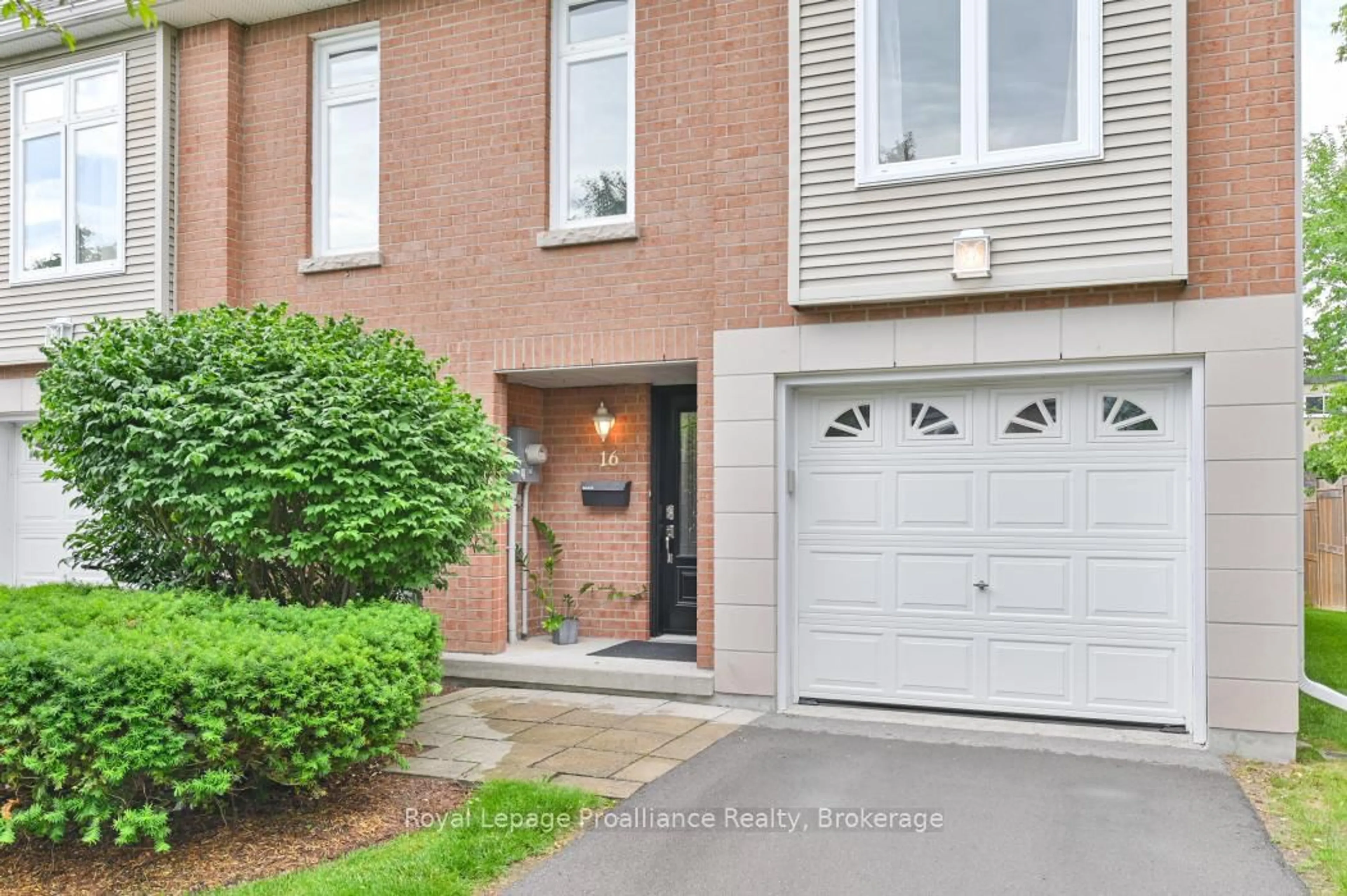 Unknown for 9 Progress Ave #16, Belleville Ontario K8P 4Z3