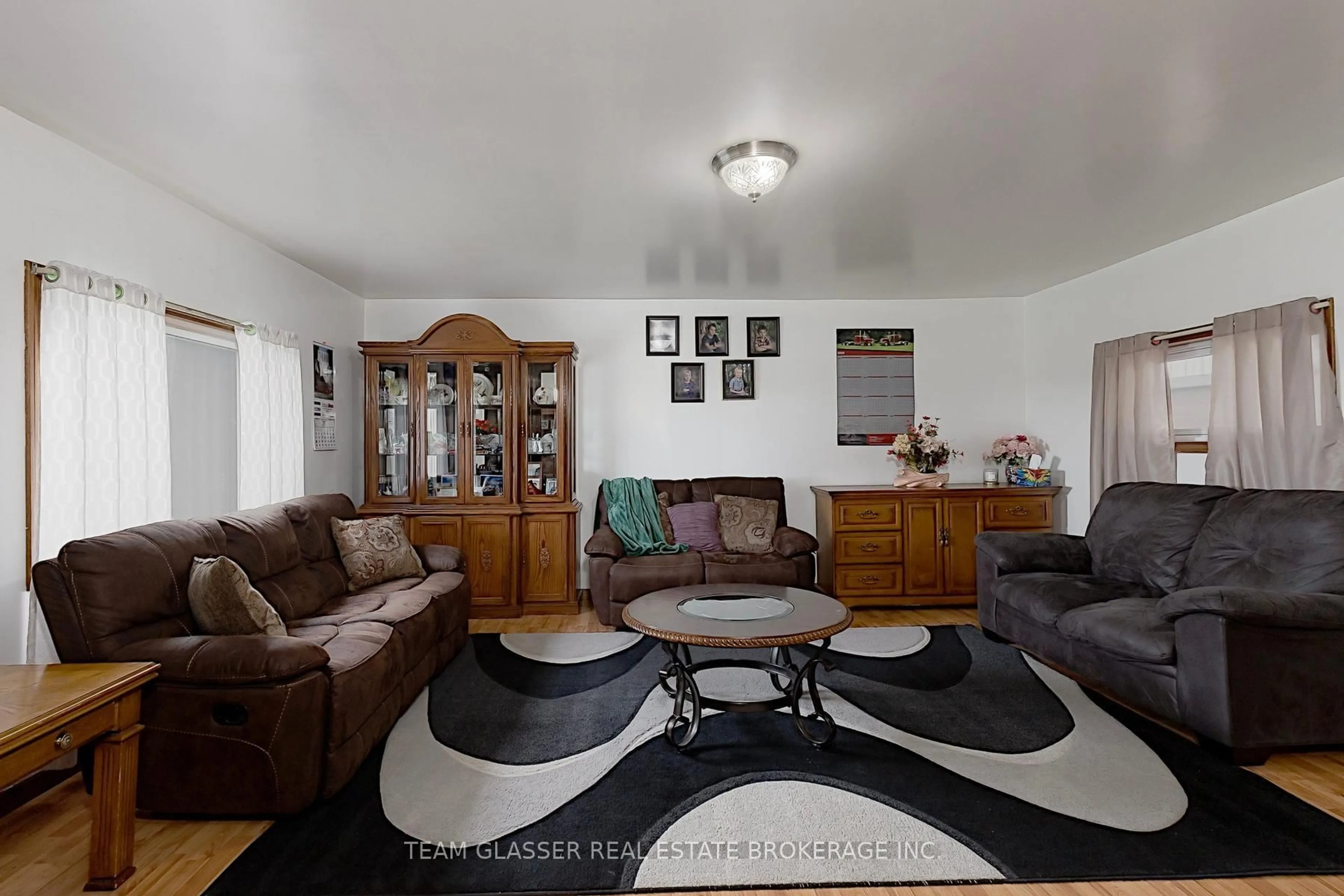 Living room with furniture, unknown for 53216 Nova Scotia Line, Malahide Ontario N0J 1T0