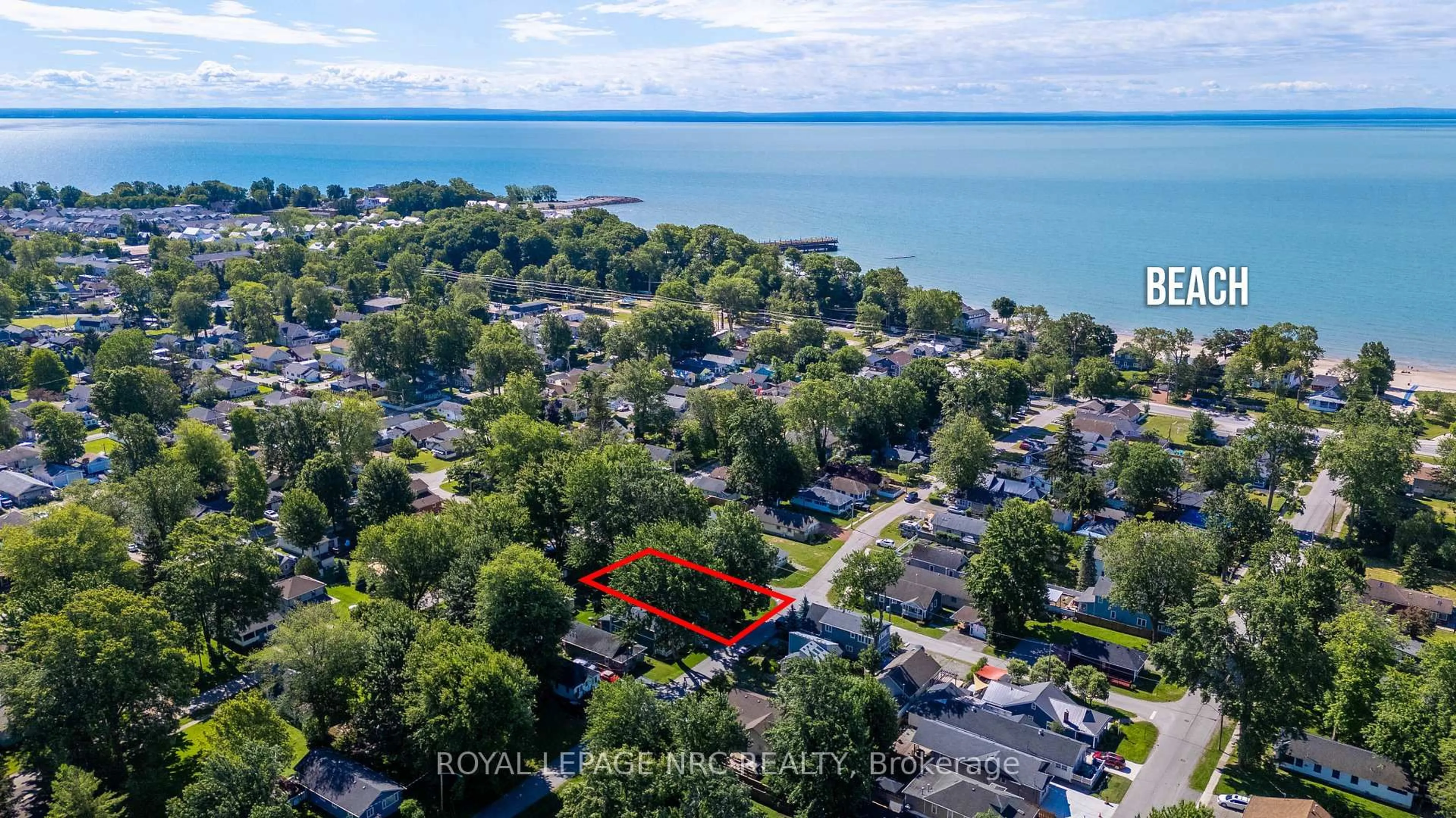 A pic from outside/outdoor area/front of a property/back of a property/a pic from drone, water/lake/river/ocean view for 352 Cherrywood Ave, Fort Erie Ontario L0S 1B0