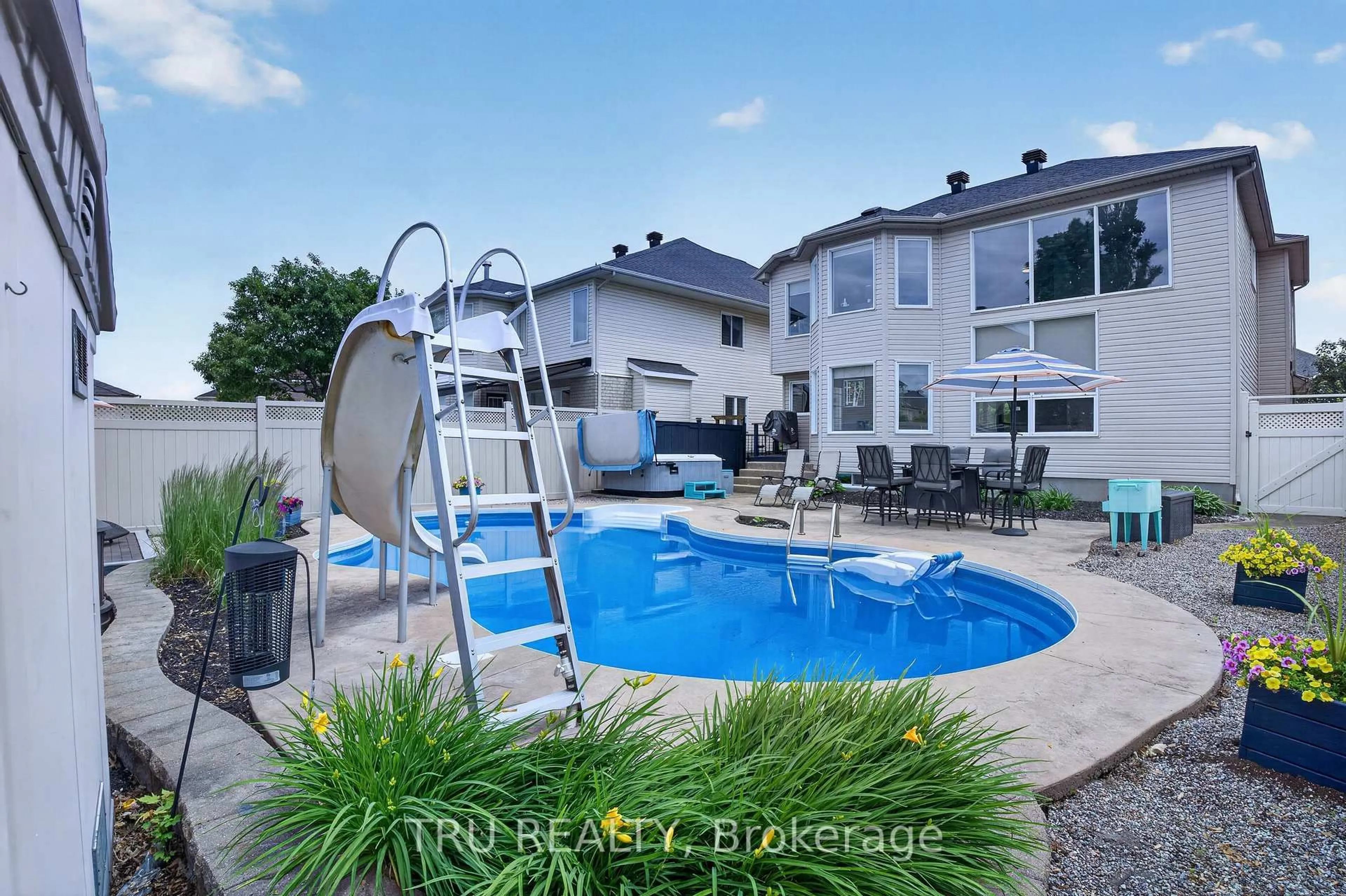 Pool for 57 Golflinks Dr, Ottawa Ontario K2J 4Y4