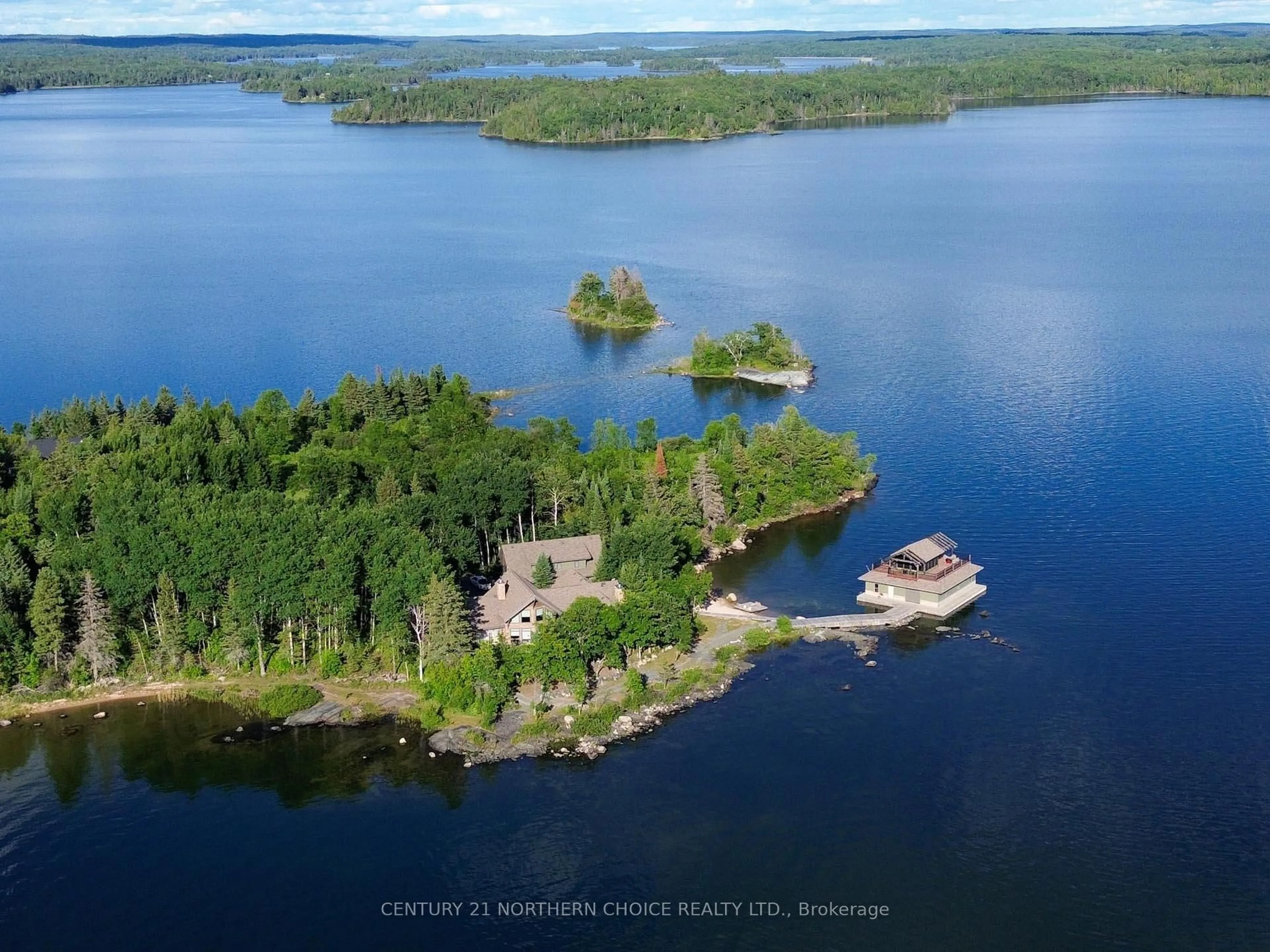 A pic from outside/outdoor area/front of a property/back of a property/a pic from drone, water/lake/river/ocean view for 135 Mackenzie Ward Estates Rd, Sioux Narrows-Nestor Falls Ontario P0X 1N0