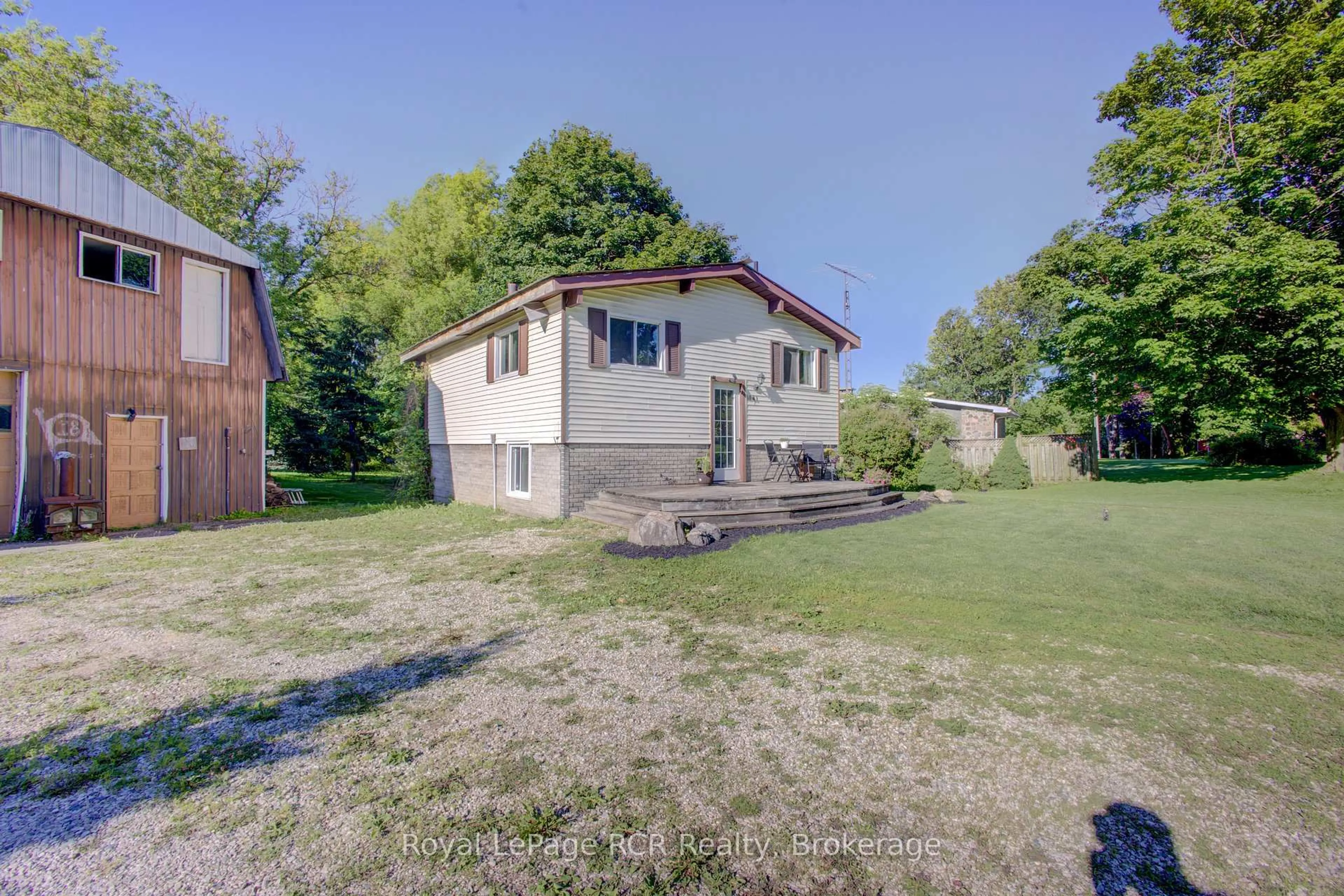 Unknown for 3041 Alice St, Howick Ontario N0G 1V0