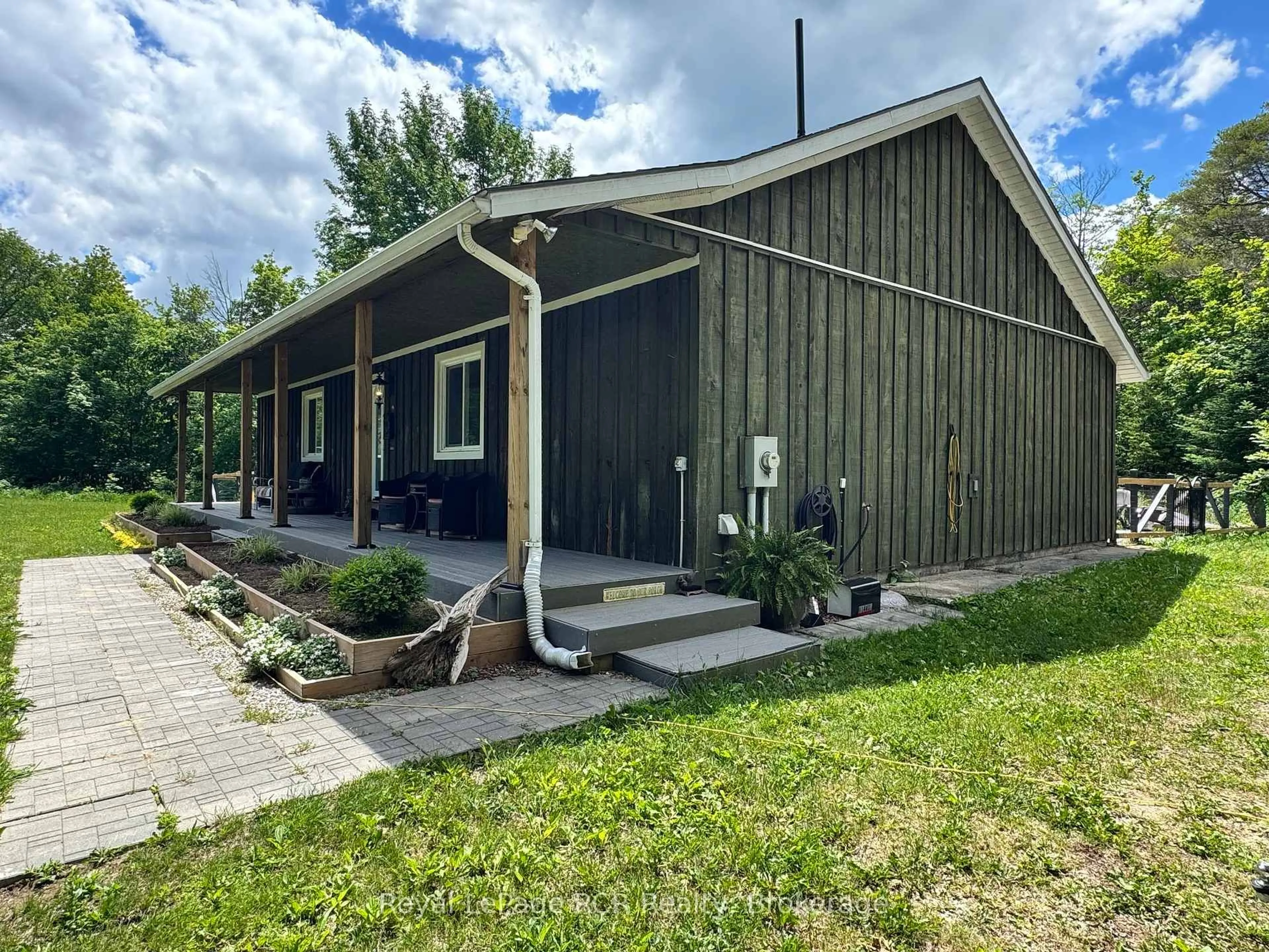 Unknown for 614406 Hamilton Lane, West Grey Ontario N0C 1H0