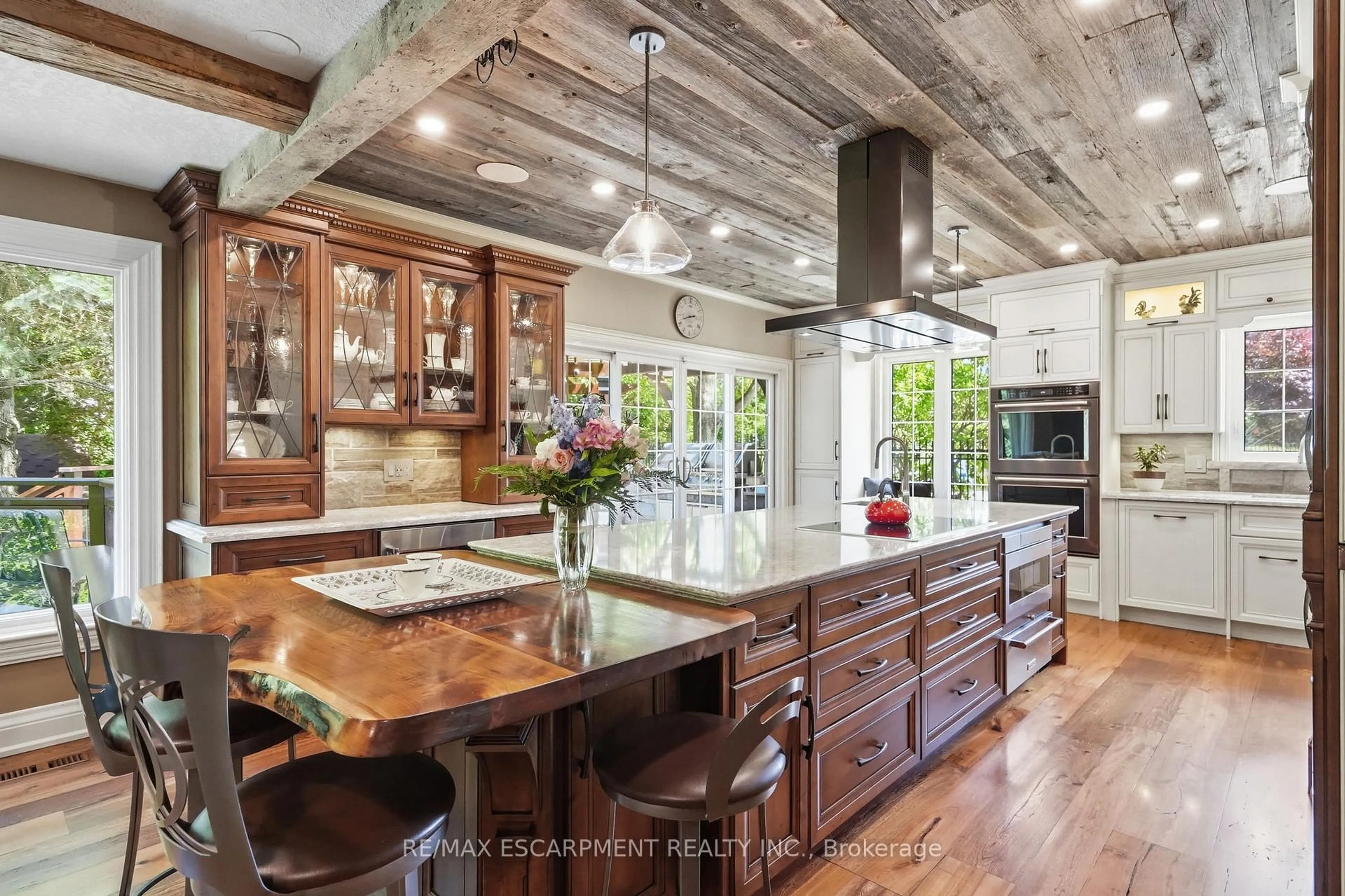 Rustic kitchen, unknown for 314 7th Concession Rd, Hamilton Ontario L8B 1T5