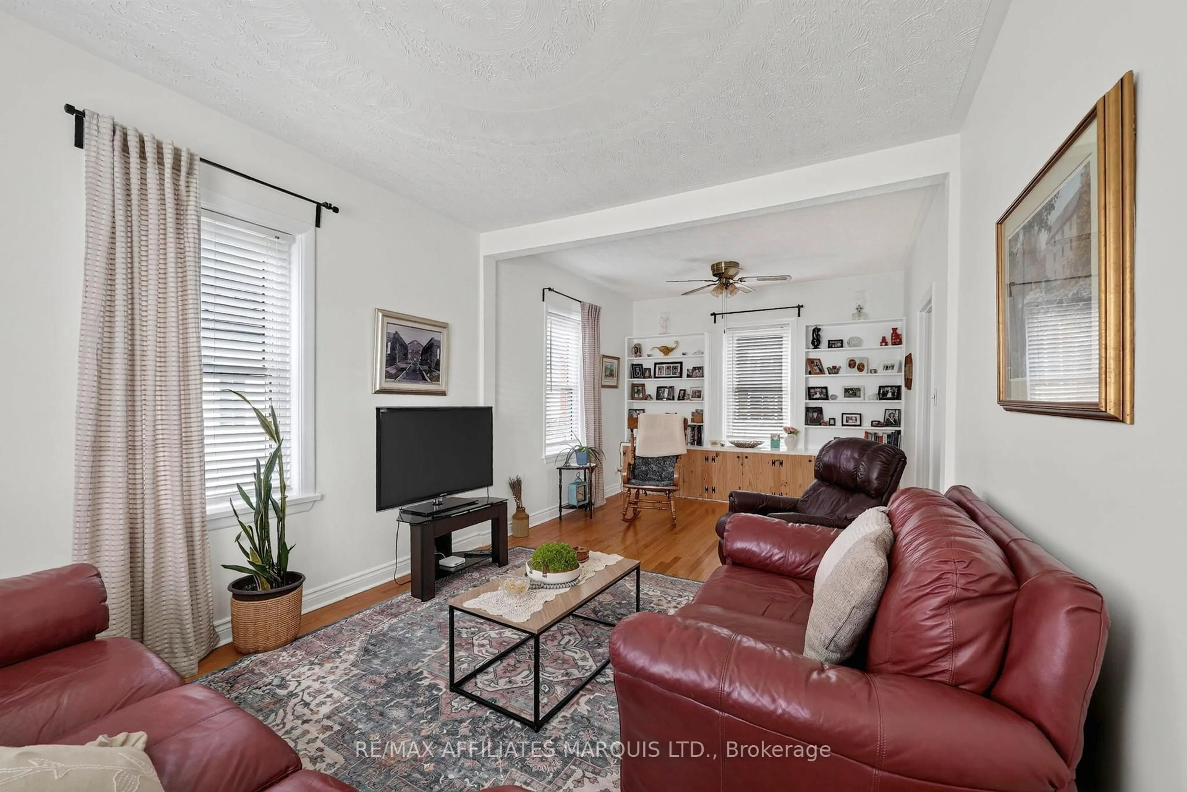 Living room with furniture, unknown for 83 Eleventh St, Cornwall Ontario K6H 2Y3