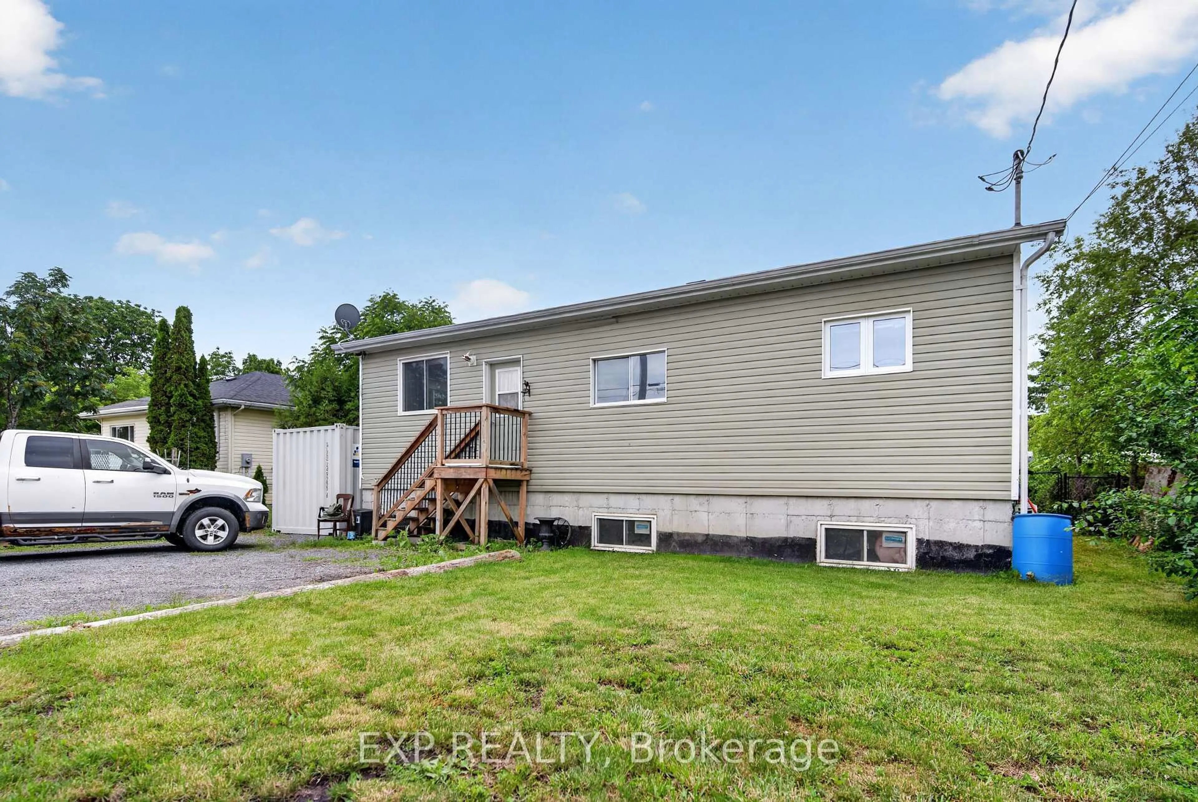A pic from outside/outdoor area/front of a property/back of a property/a pic from drone, unknown for 150 Main St, North Dundas Ontario K0C 1H0