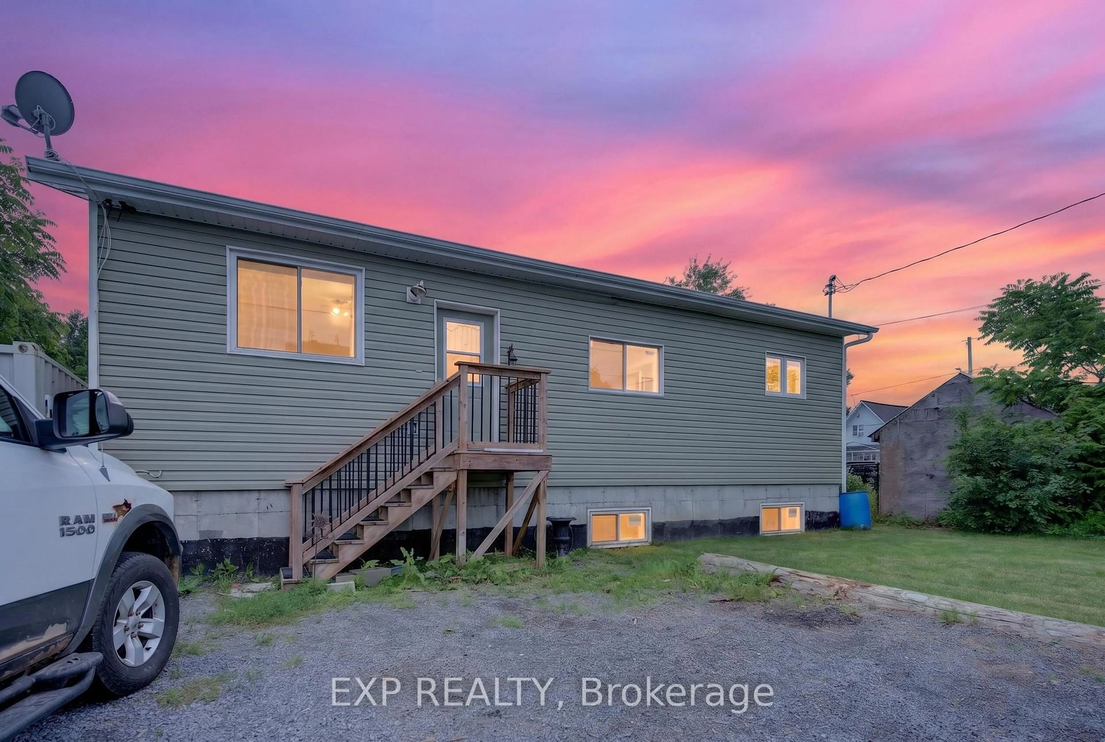 A pic from outside/outdoor area/front of a property/back of a property/a pic from drone, building for 150 Main St, North Dundas Ontario K0C 1H0