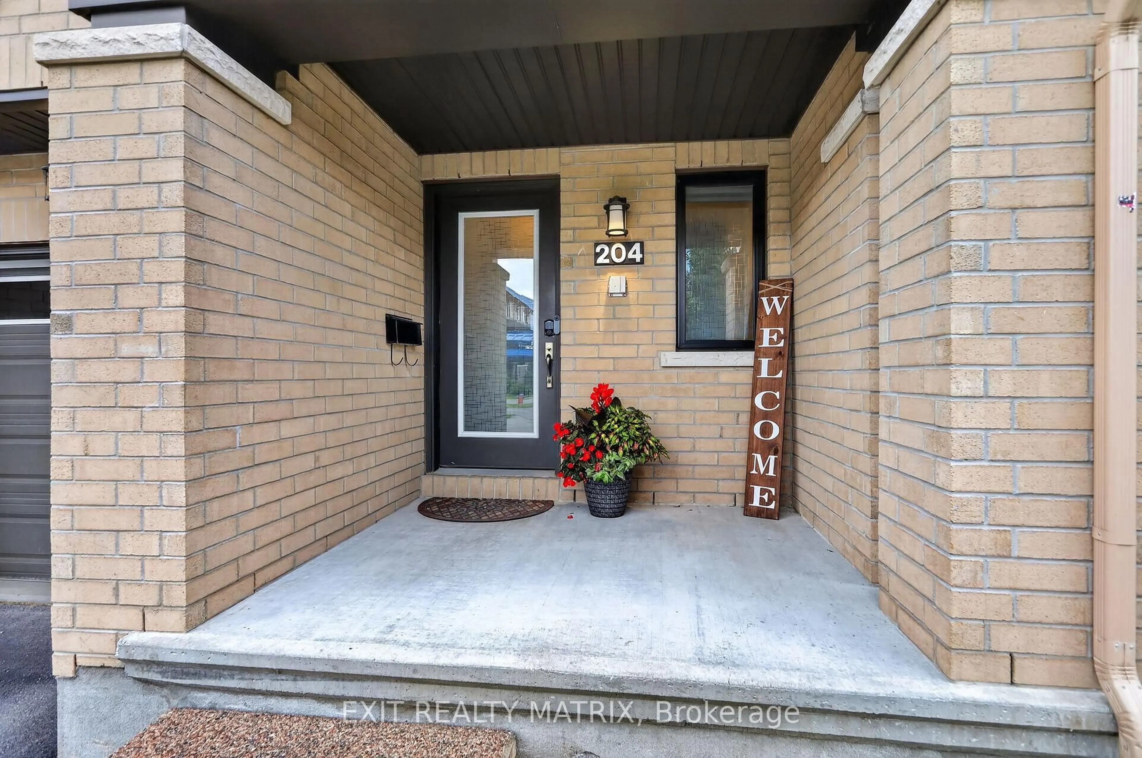 Indoor entryway for 204 Baltic Private, Ottawa Ontario K4M 0G9