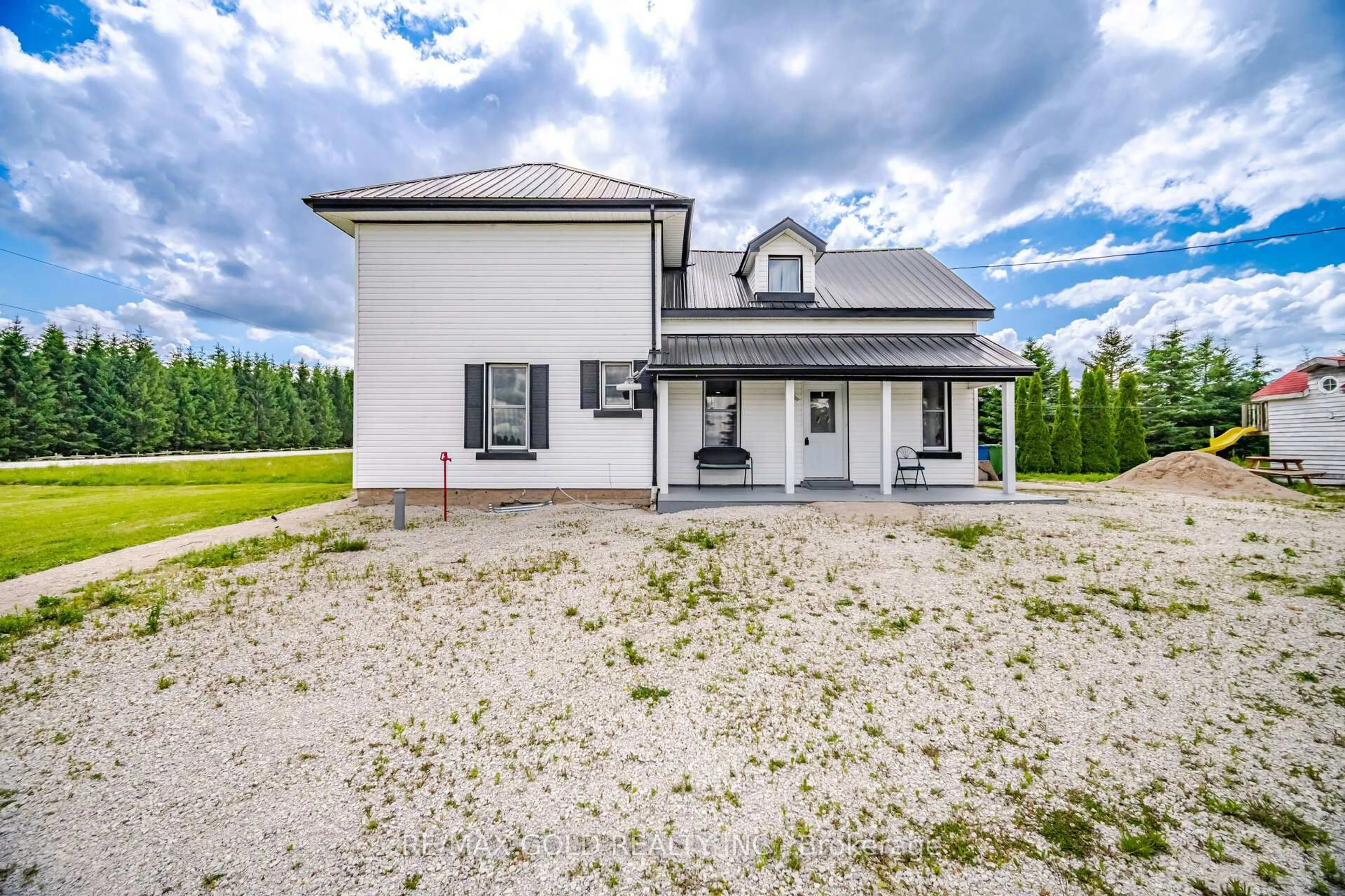 A pic from outside/outdoor area/front of a property/back of a property/a pic from drone, building for 26735 Highway 89 Highway, Southgate Ontario N0C 1B0