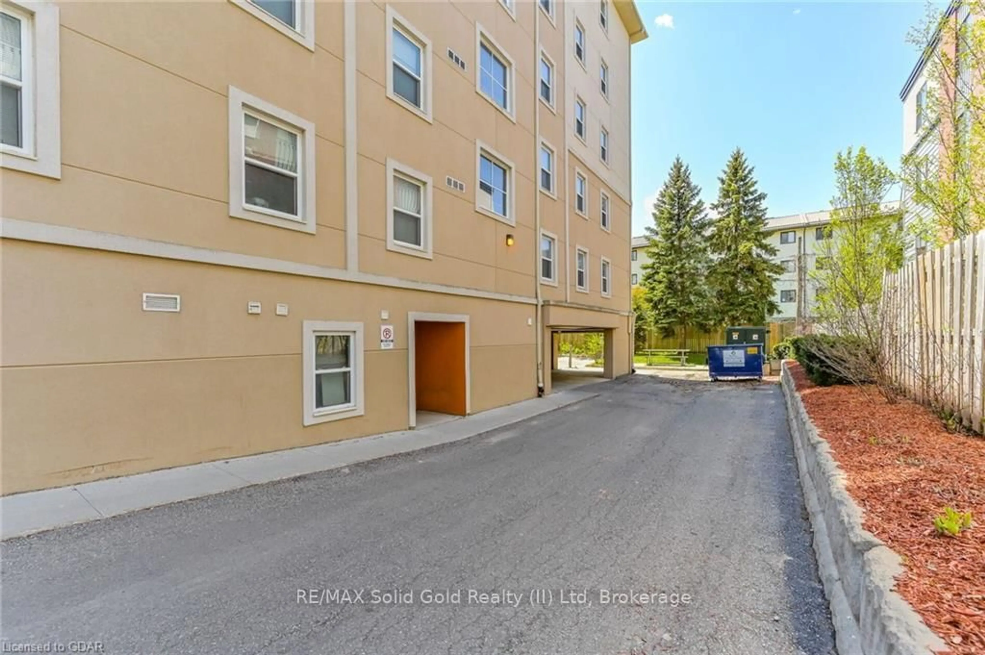 Unknown for 271 Lester St #203, Waterloo Ontario N2L 3W6