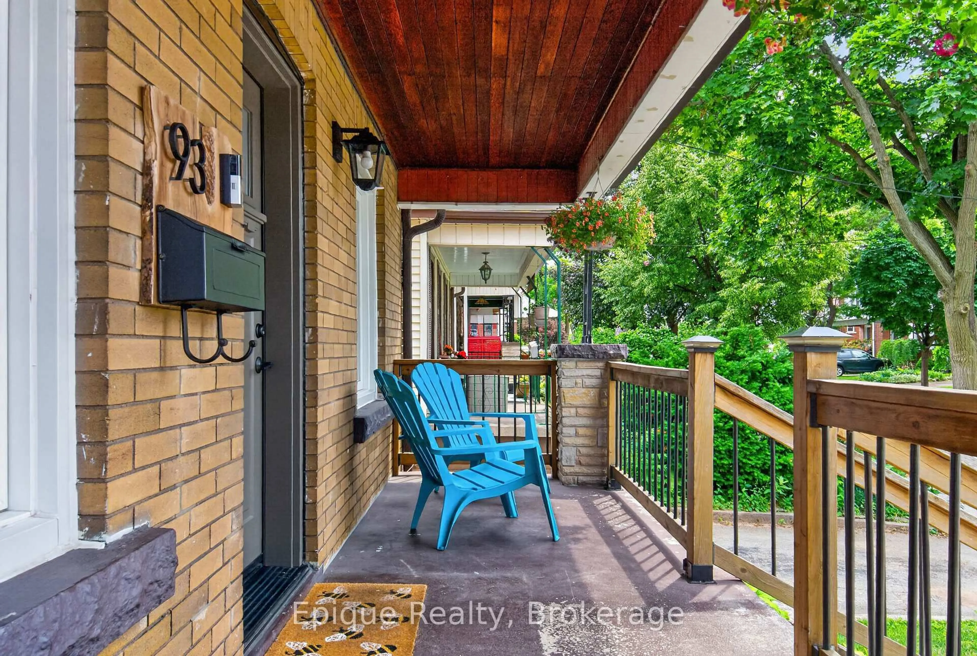 Unknown for 93 Graham Ave, Hamilton Ontario L8K 2M2