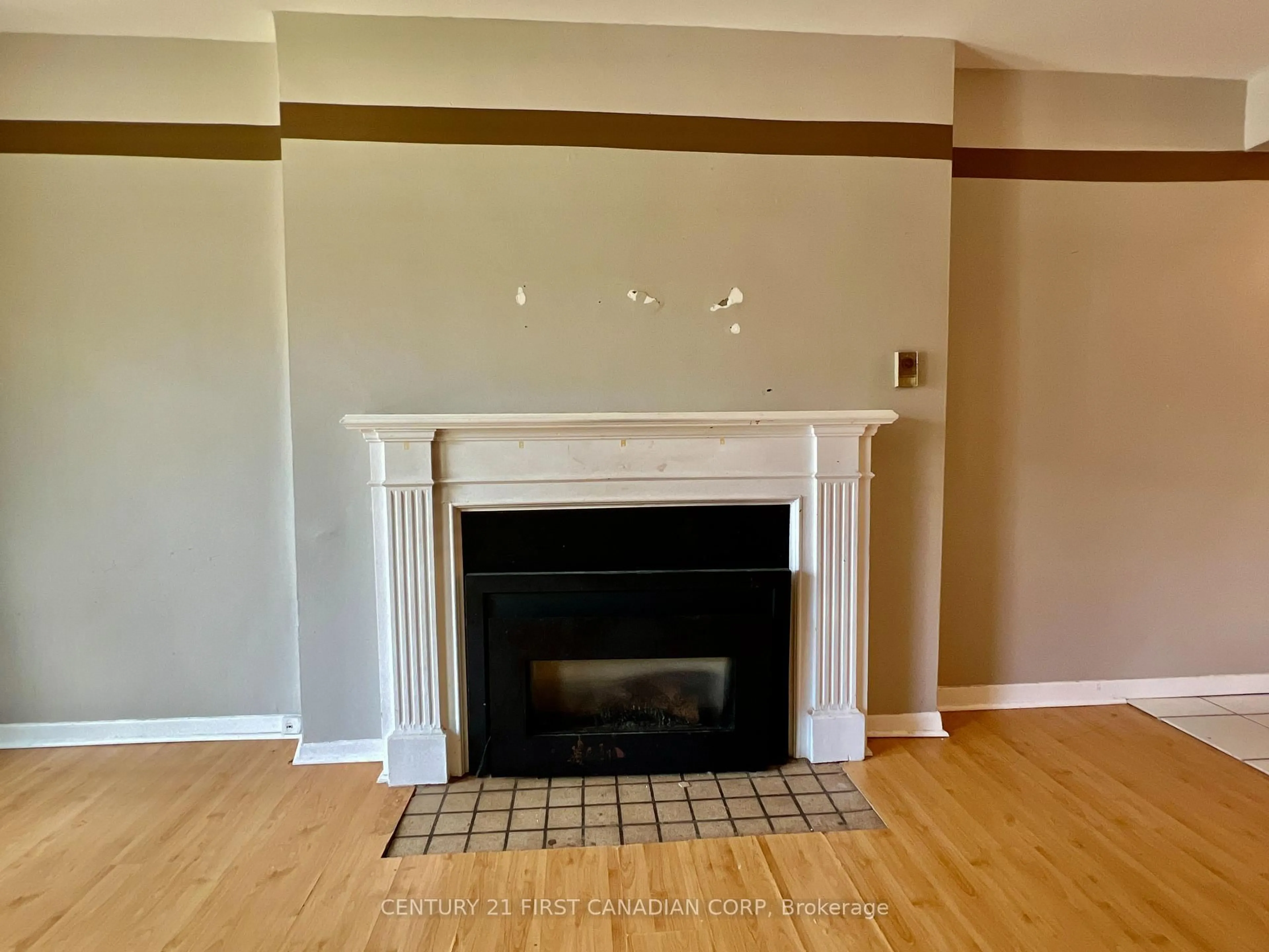 A pic of a room for 40 Arbour Glen Cres #34, London East Ontario N5Y 1Z9
