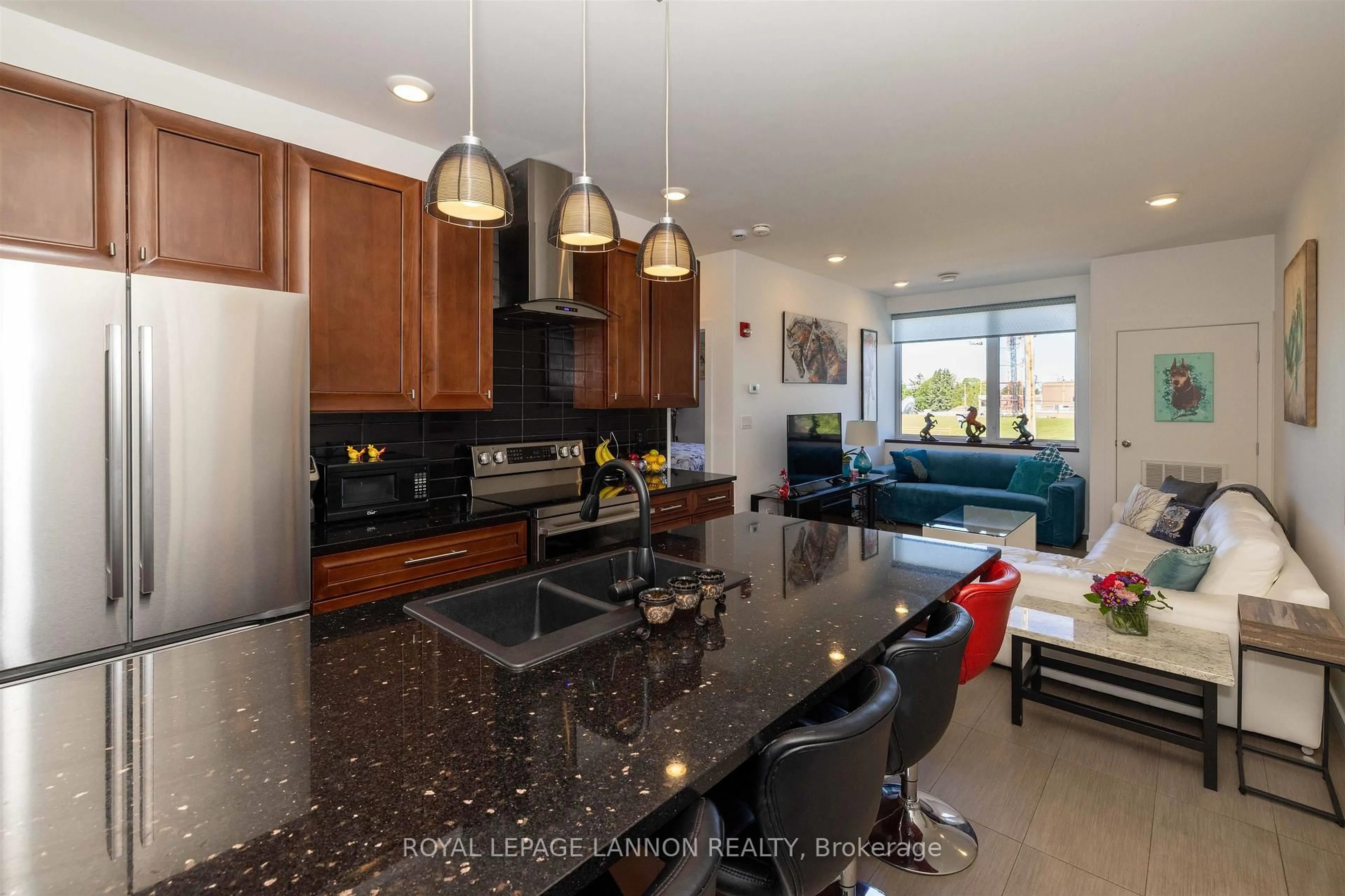 Open concept kitchen, ceramic/tile floor for 96 High St #1324, Thunder Bay Ontario P7A 5R3