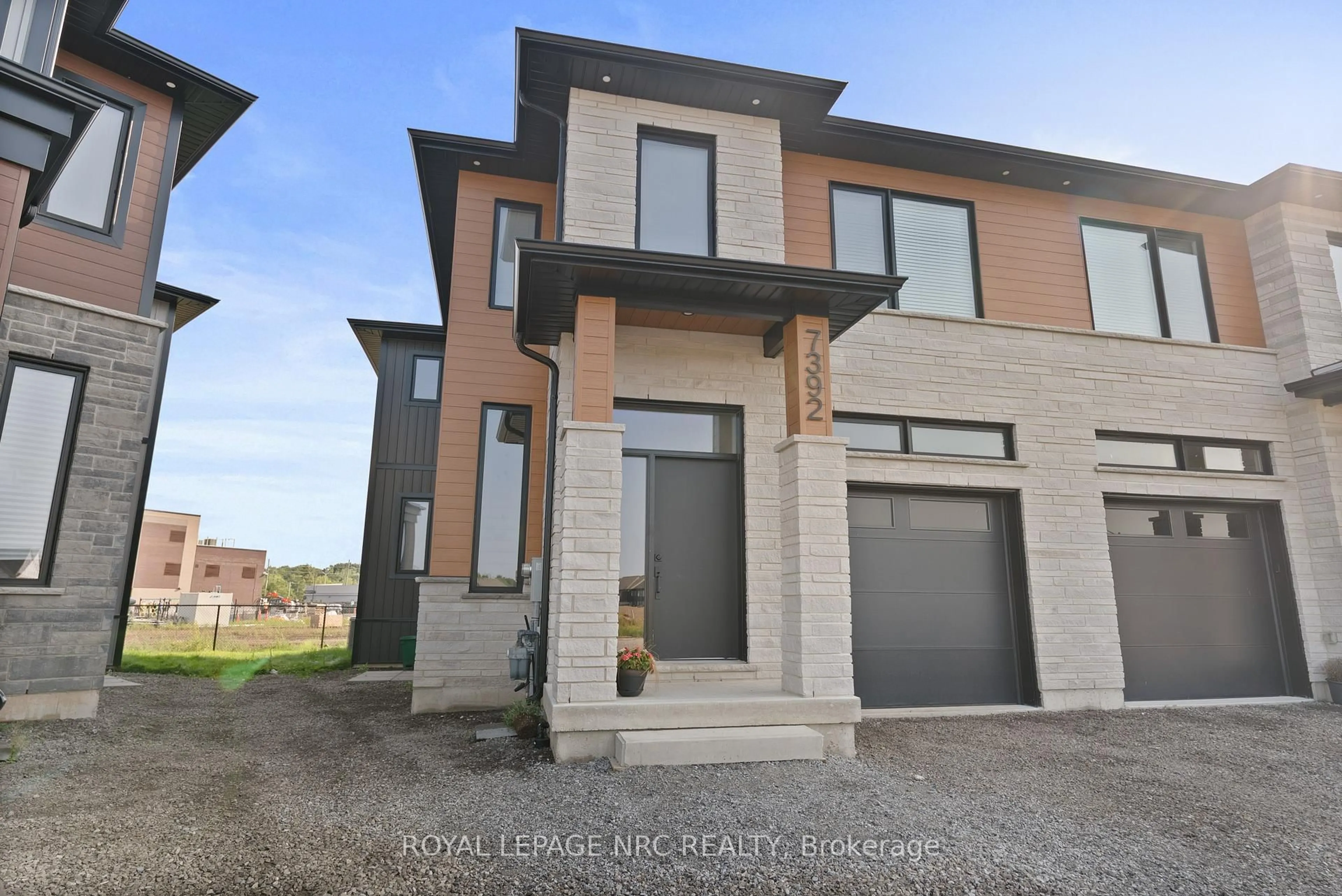 Home with brick exterior material, street for 7392 Splendour Dr, Niagara Falls Ontario L2H 3V7