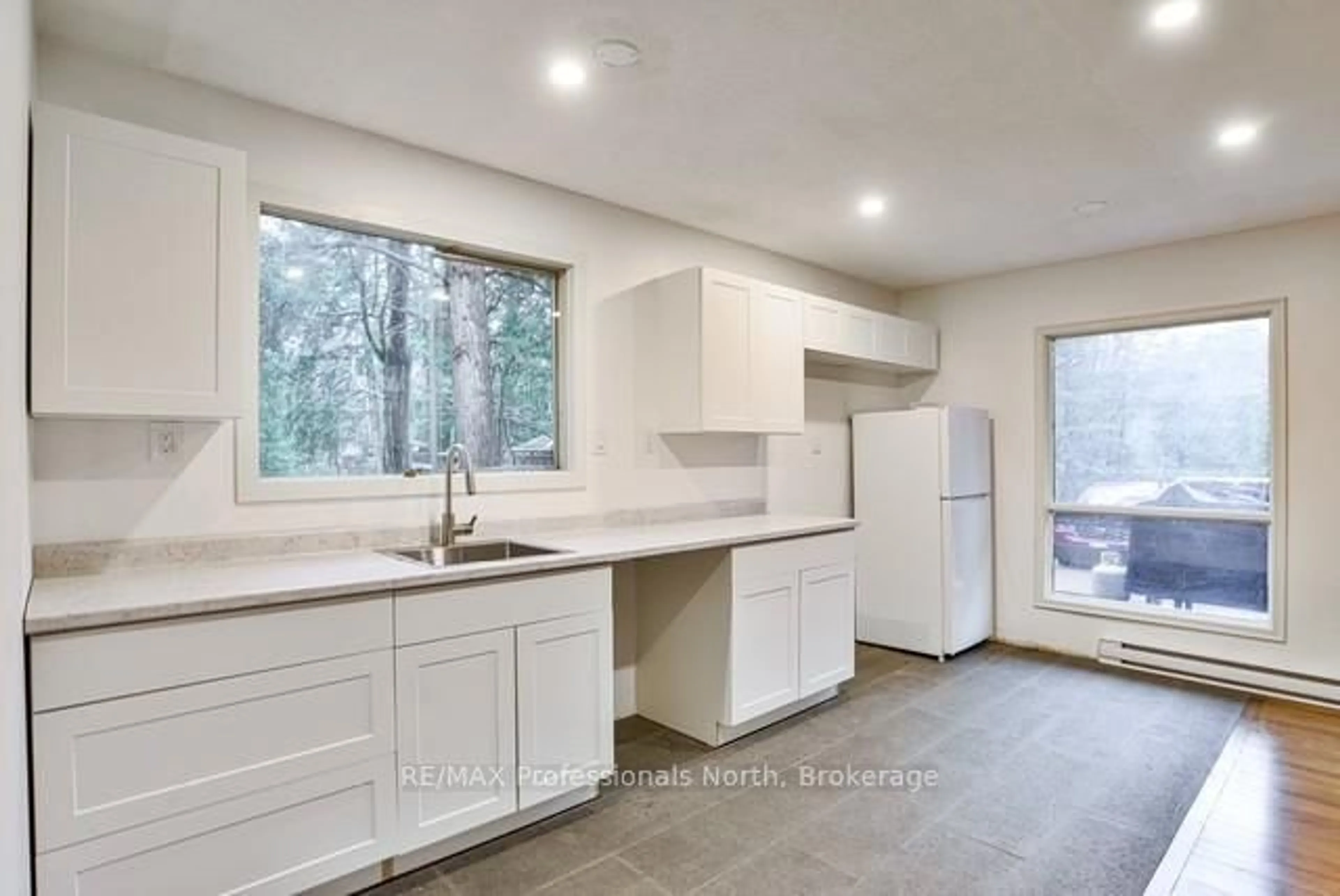 Open concept kitchen, unknown for 1019 Springdale Shores PVT, Bracebridge Ontario P1L 1W9