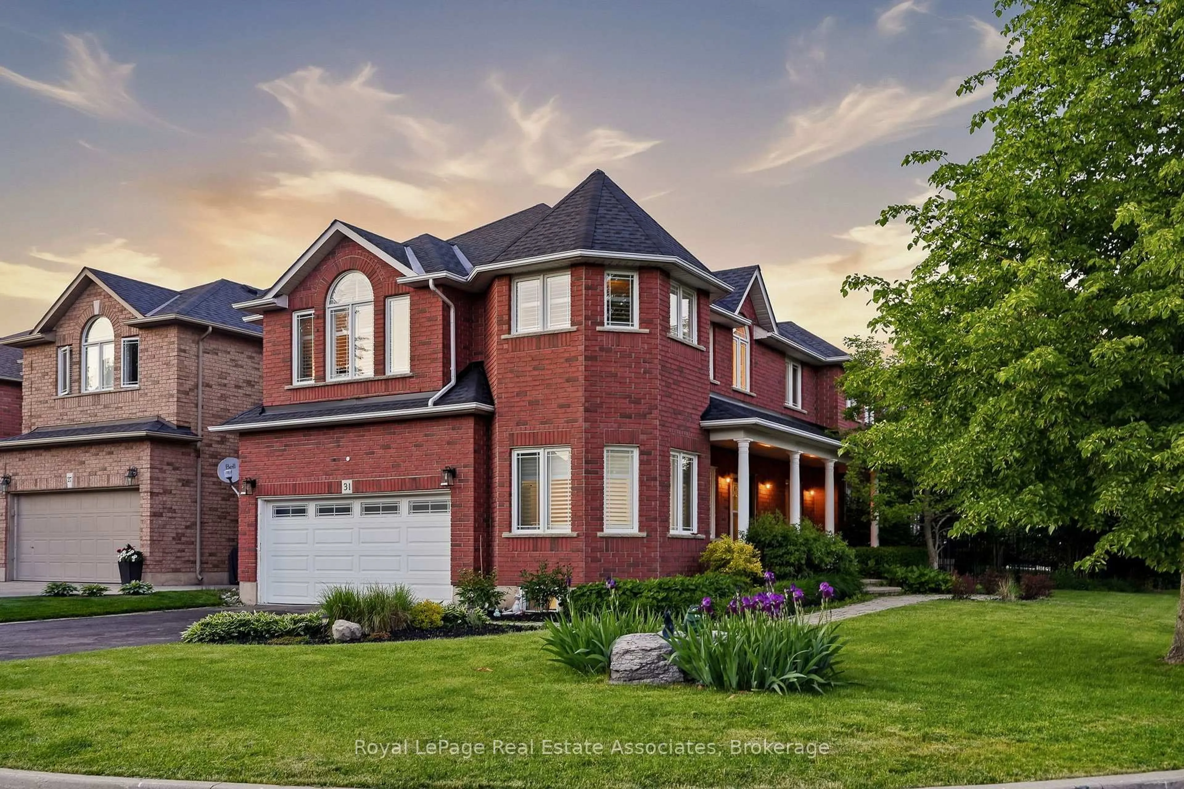 Home with brick exterior material, street for 31 Commando Crt, Hamilton Ontario L8B 0J6