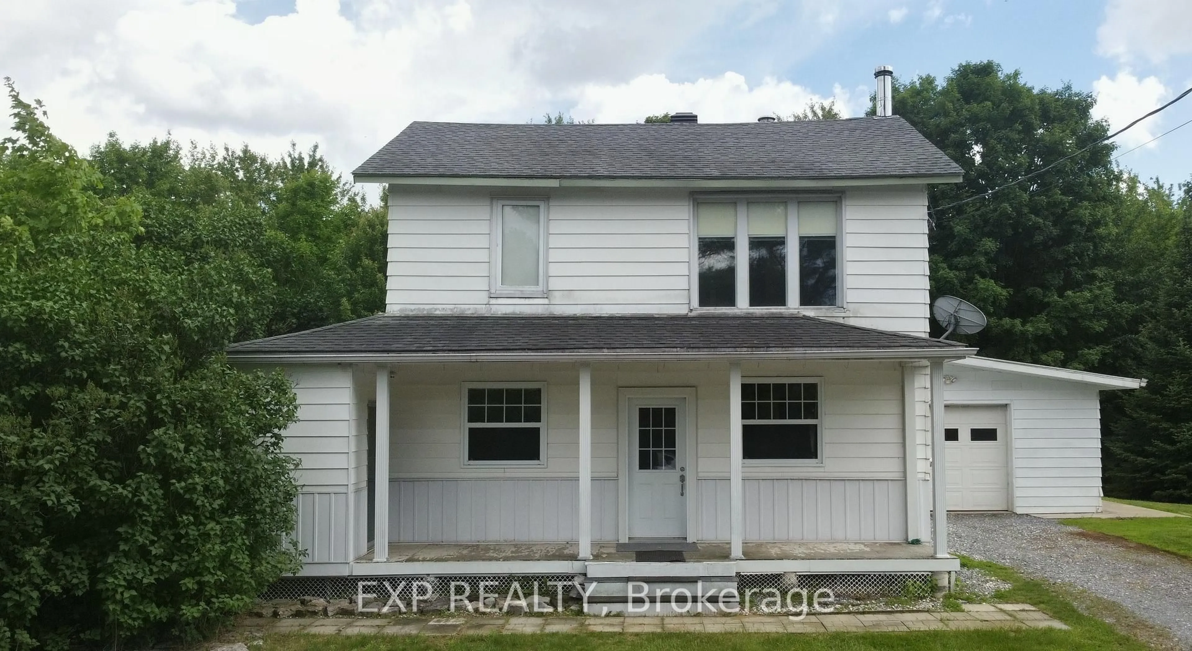 Home with vinyl exterior material, building for 3620 Carriere Rd, Alfred and Plantagenet Ontario K0B 1A0