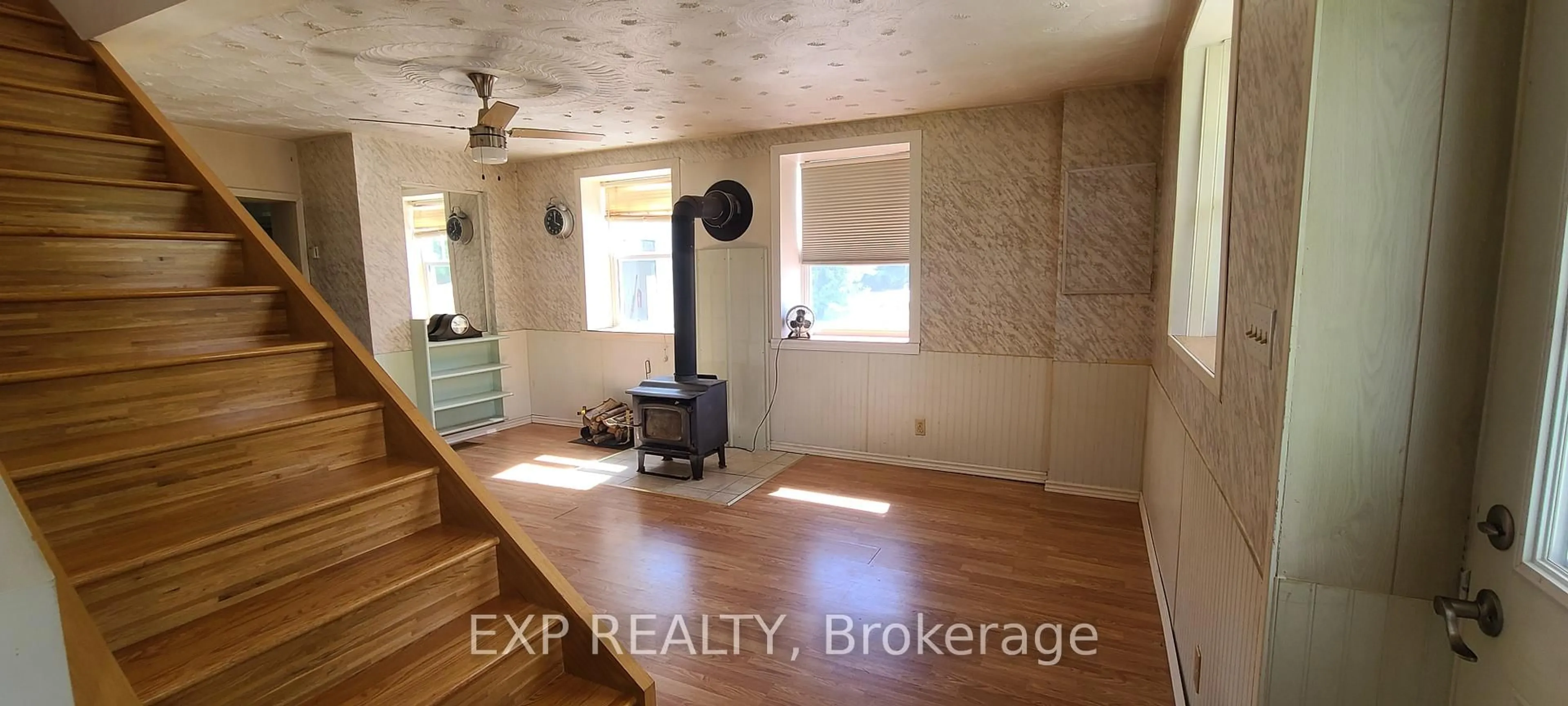 A pic of a room for 3620 Carriere Rd, Alfred and Plantagenet Ontario K0B 1A0