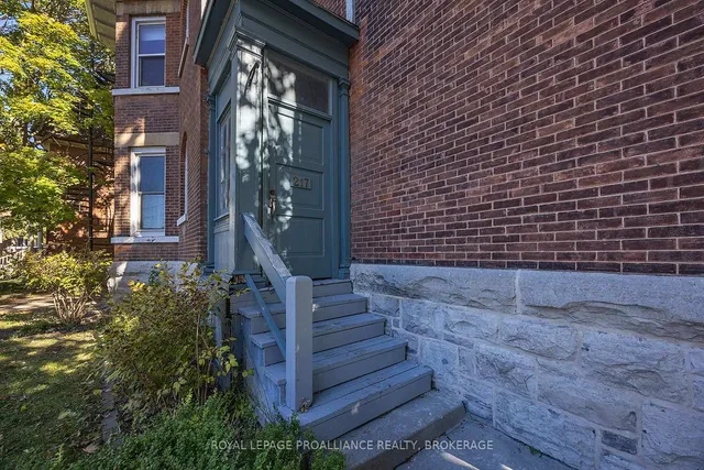 217 William St, Kingston 3
