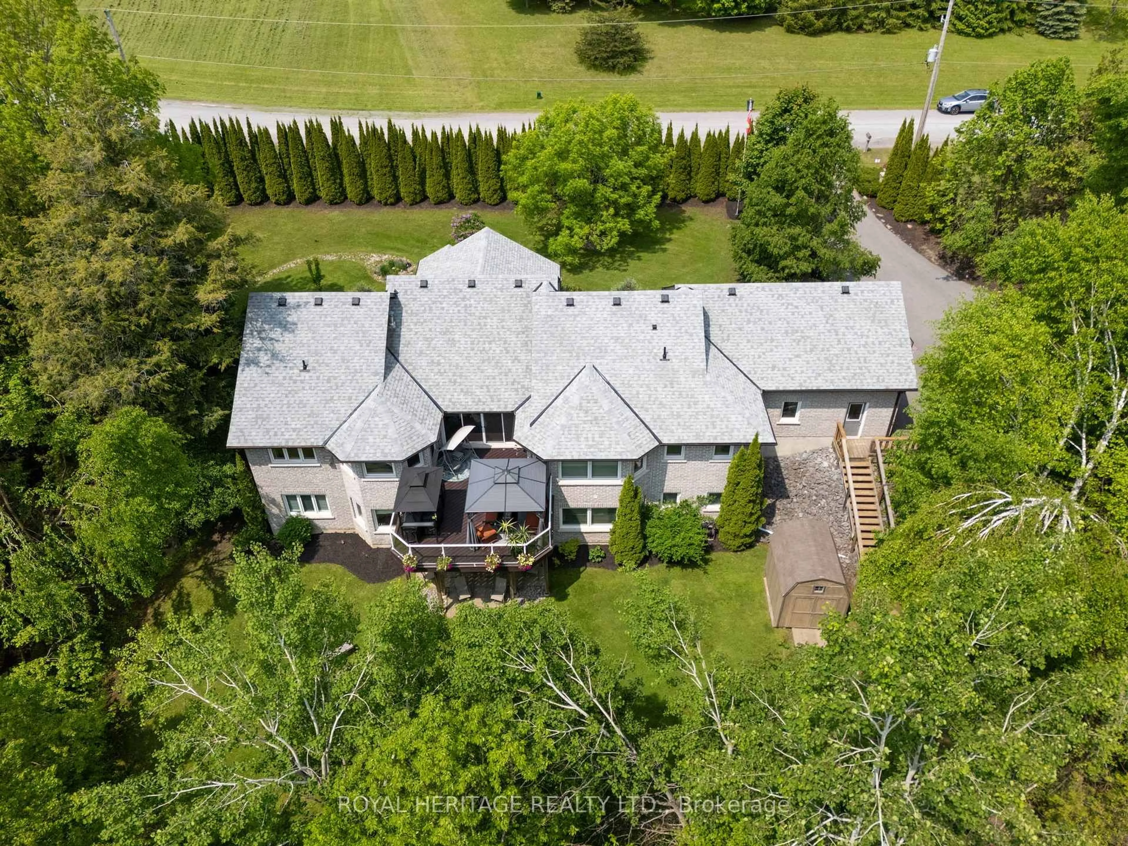 A pic from outside/outdoor area/front of a property/back of a property/a pic from drone, unknown for 141 Shanagarry Dr, Selwyn Ontario K0L 1T0