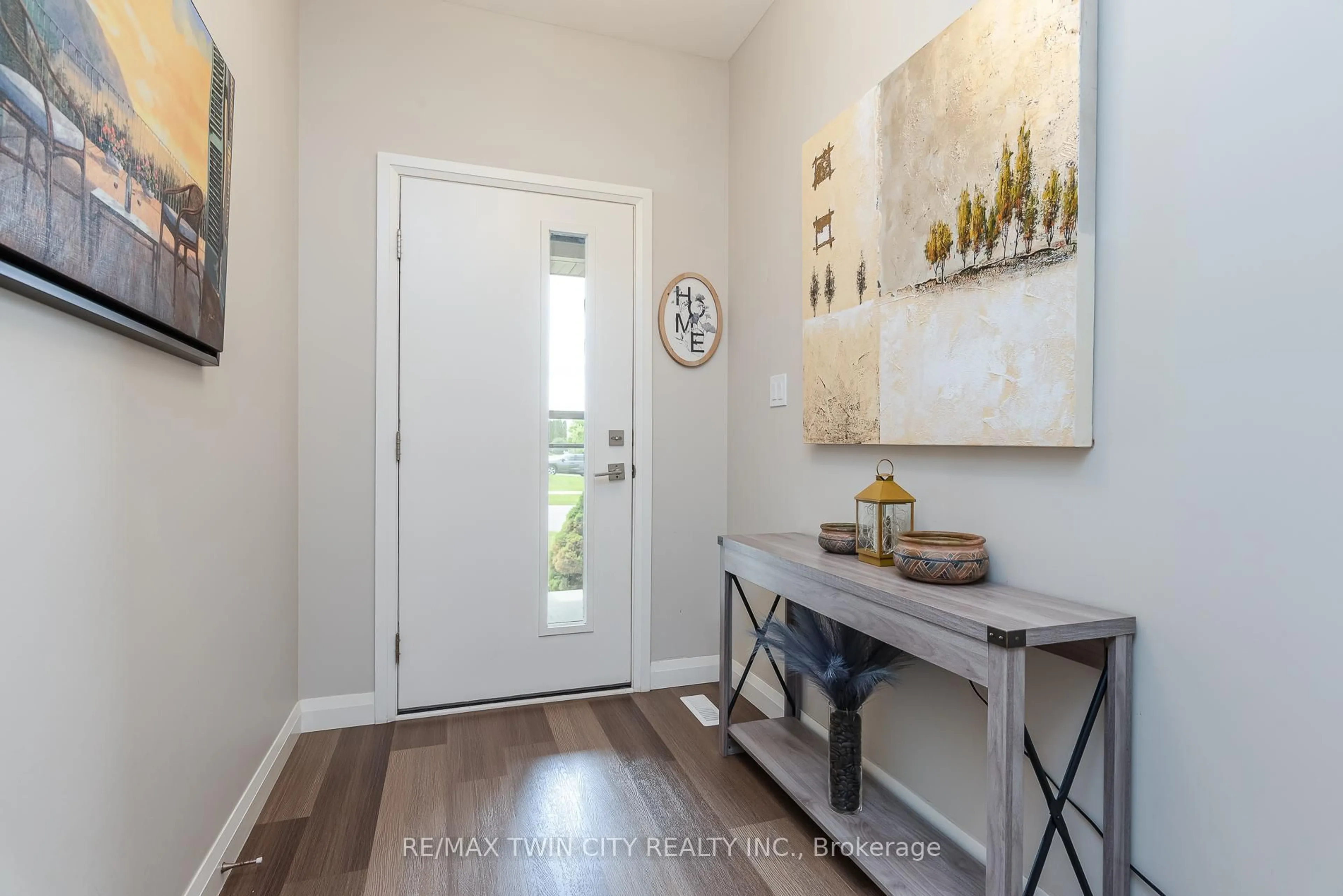 Indoor entryway for 82 Rowe Ave, South Huron Ontario N0M 1S1