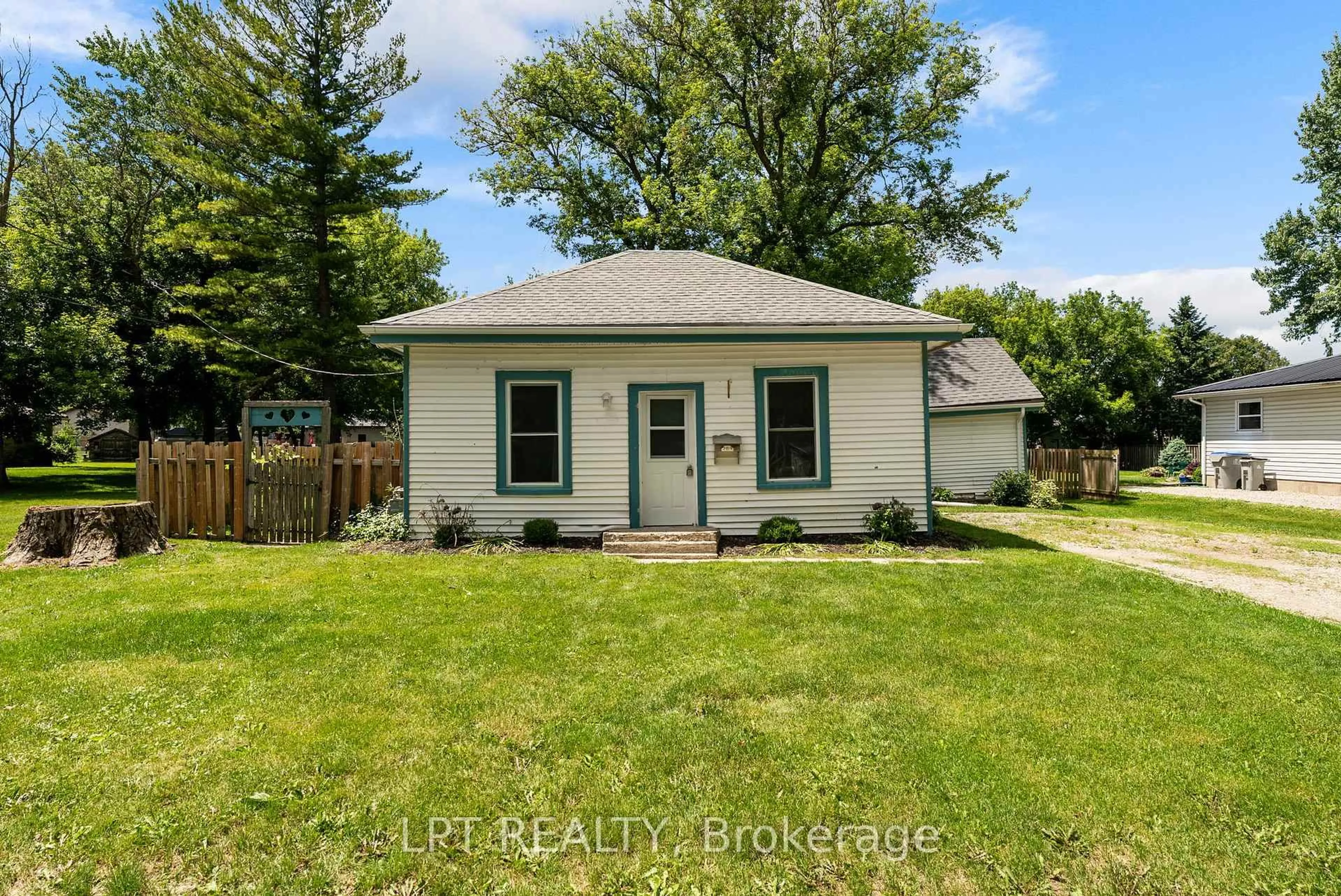 Unknown for 269 Richmond St, North Middlesex Ontario N0M 2K0