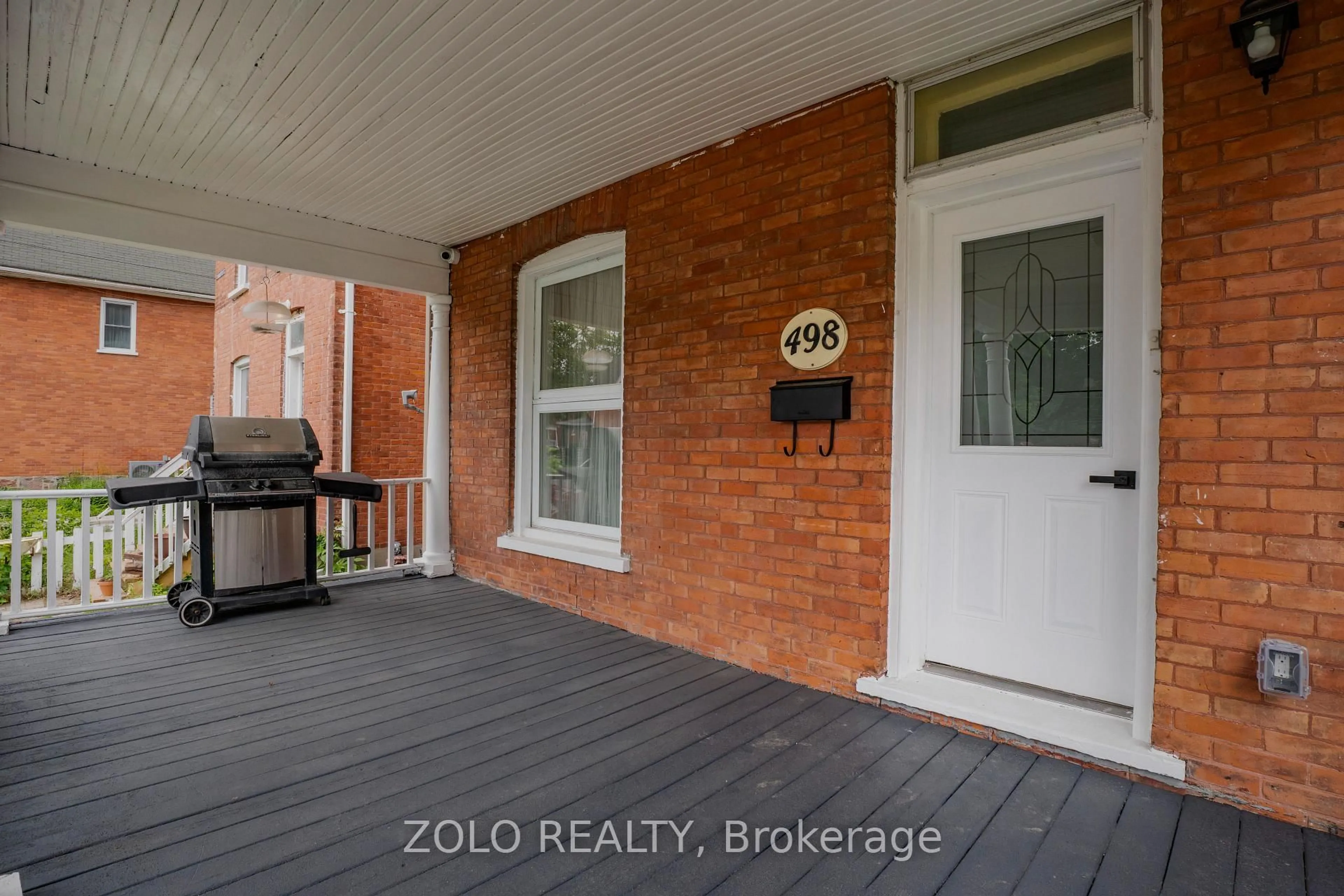 Unknown for 498 Charlotte St, Peterborough Ontario K9J 2W3