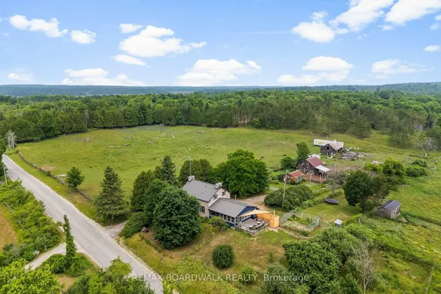 1415 Sheridan Rapids Rd, Lanark 5