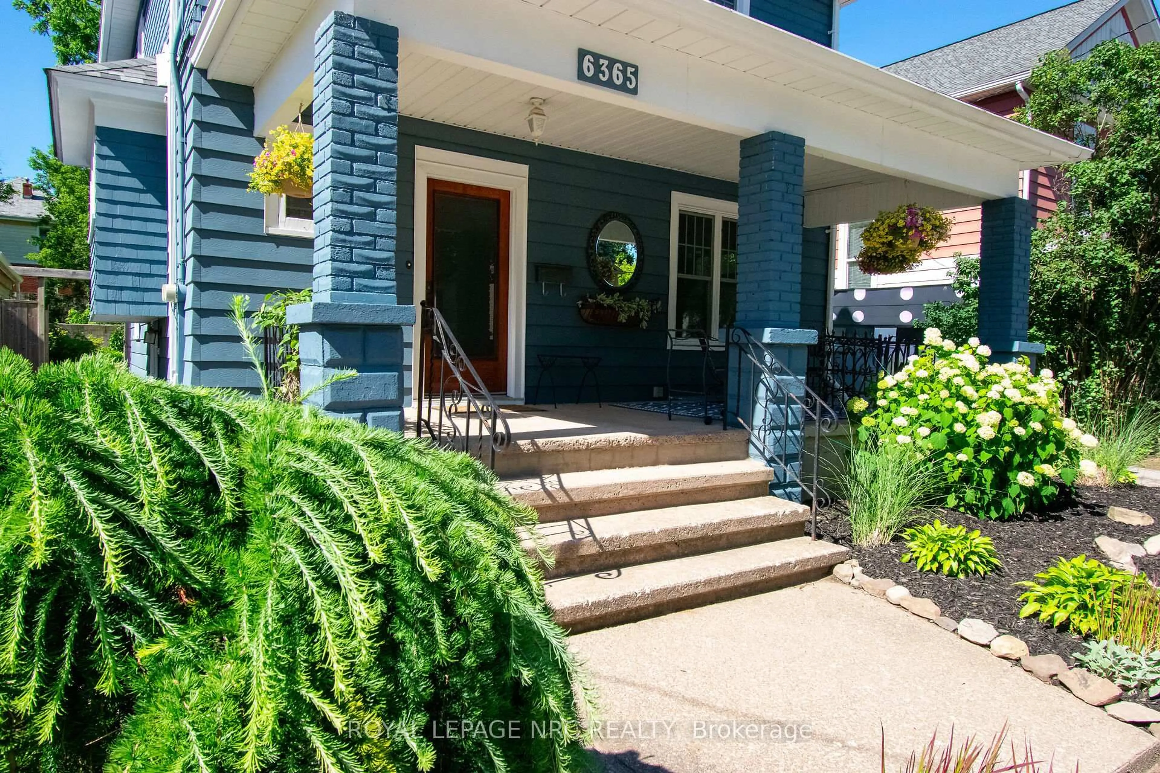 Unknown for 6365 Barker St, Niagara Falls Ontario L2G 1Y6