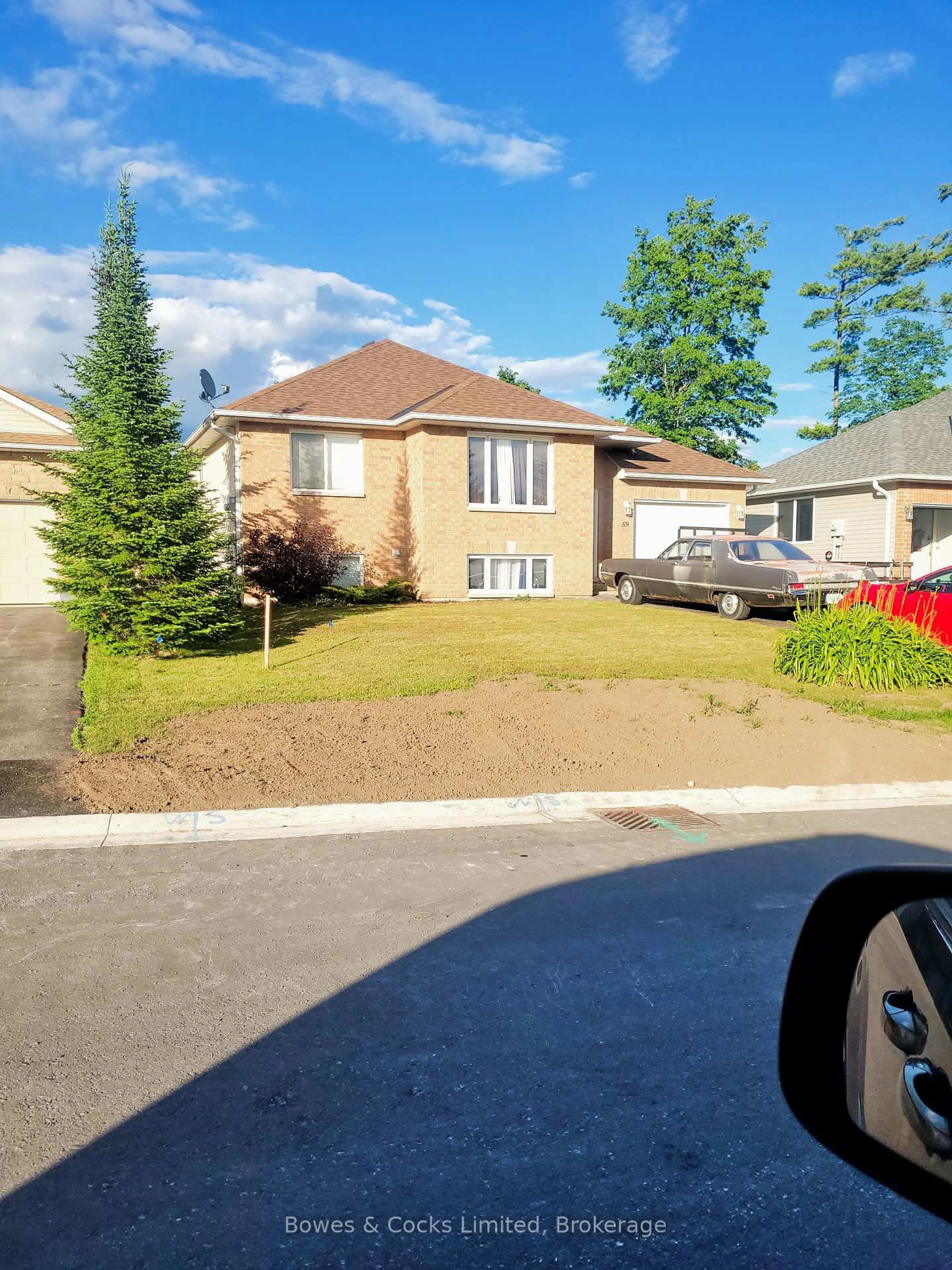 A pic from outside/outdoor area/front of a property/back of a property/a pic from drone, street for 59 Birch Cres, Kawartha Lakes Ontario K0M 1A0