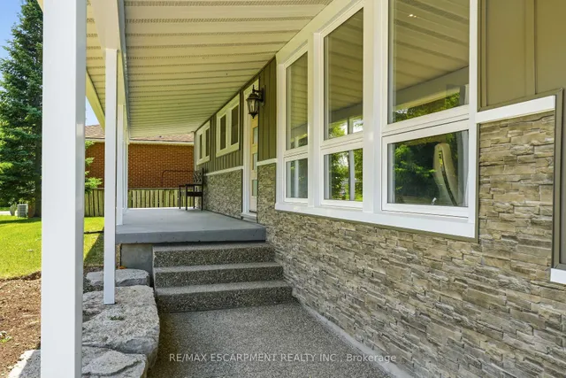99 Byron Ave, Hamilton 3