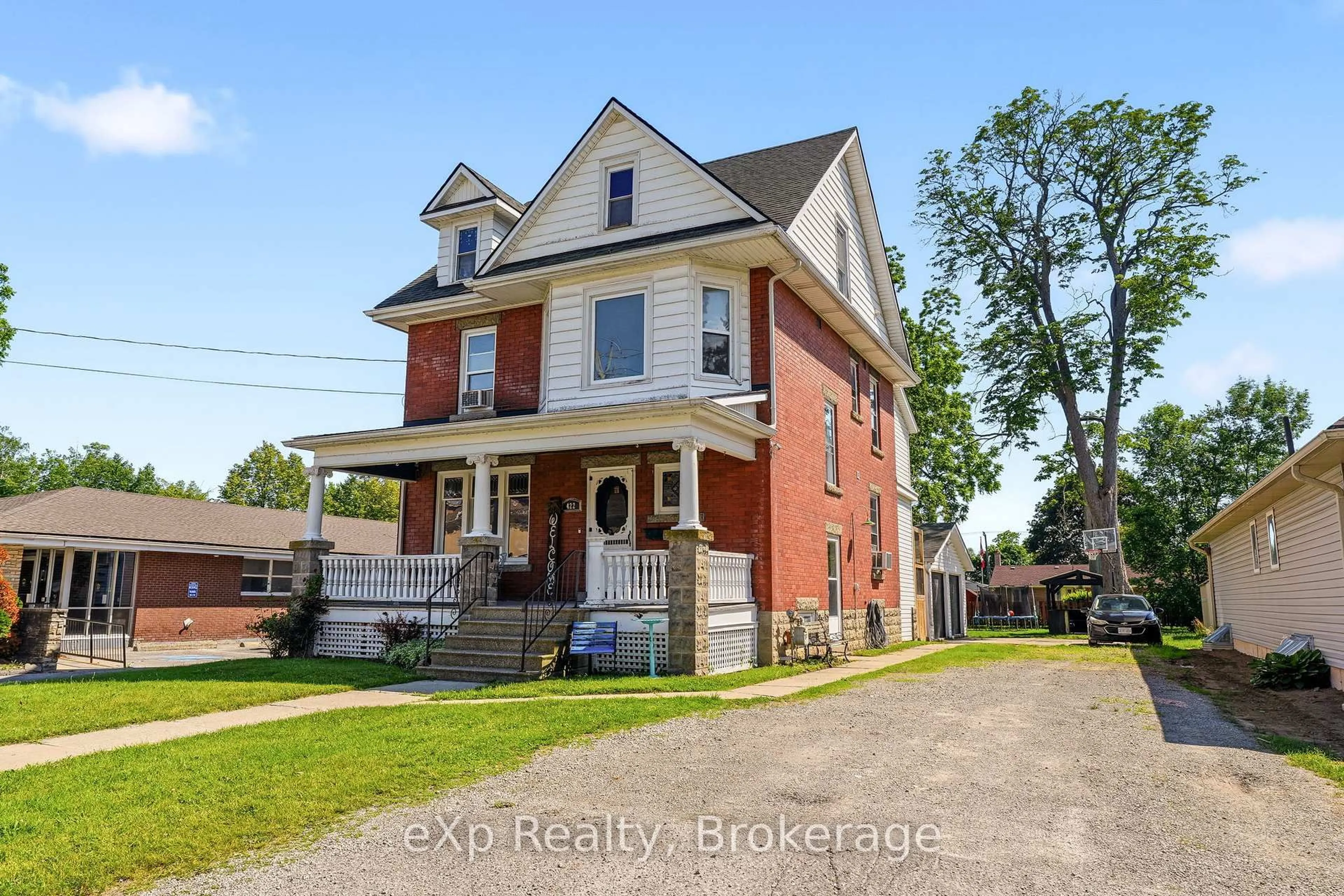 Home with brick exterior material, street for 422 Lock St, Haldimand Ontario N1A 1V6
