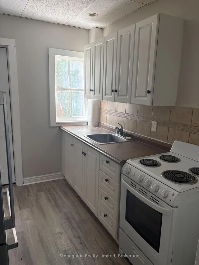 179 Dublin St, Peterborough 5