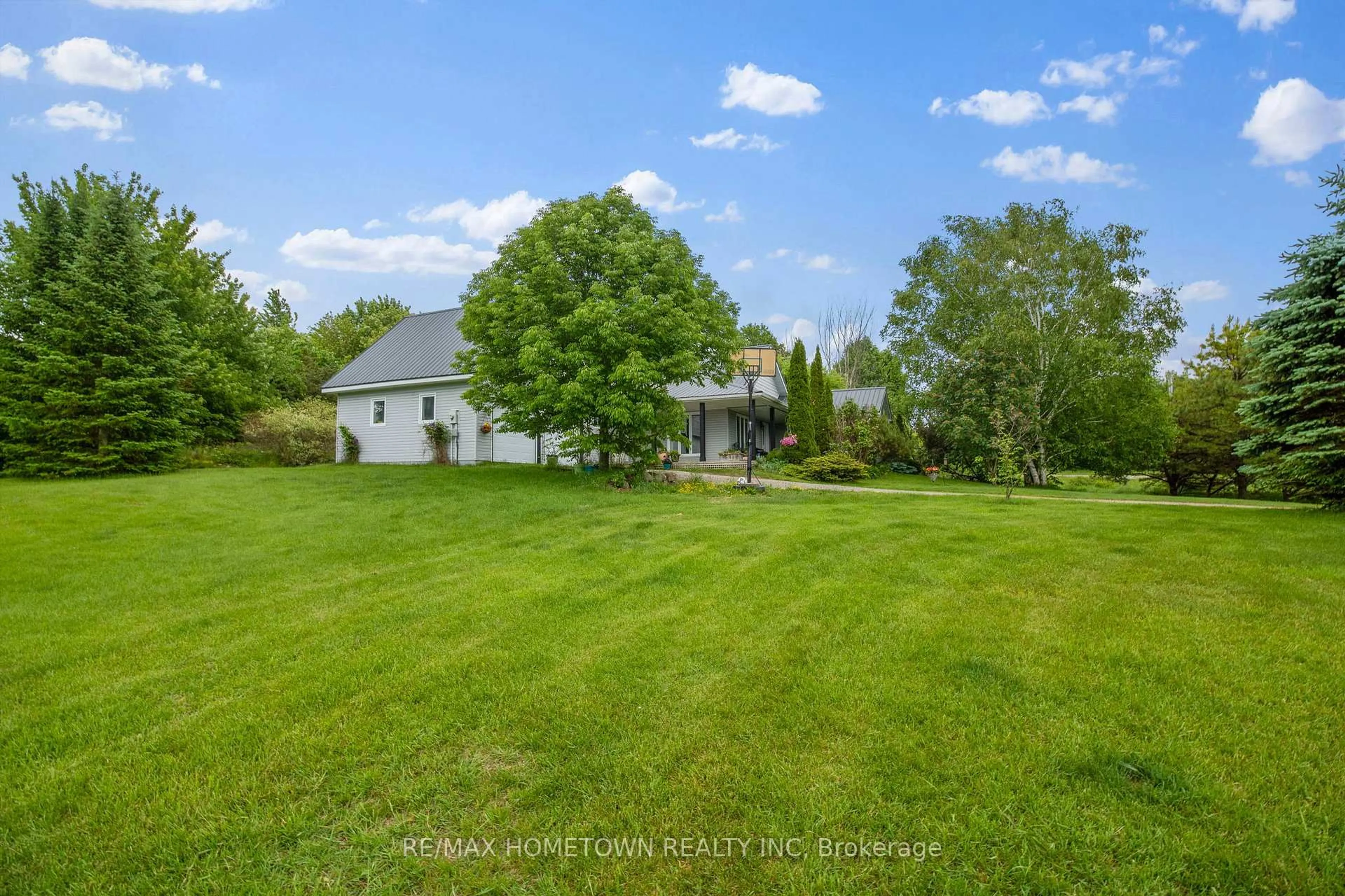 A pic from outside/outdoor area/front of a property/back of a property/a pic from drone, water/lake/river/ocean view for 134 Rockfield Rd, Leeds and the Thousand Islands Ontario K0E 1R0