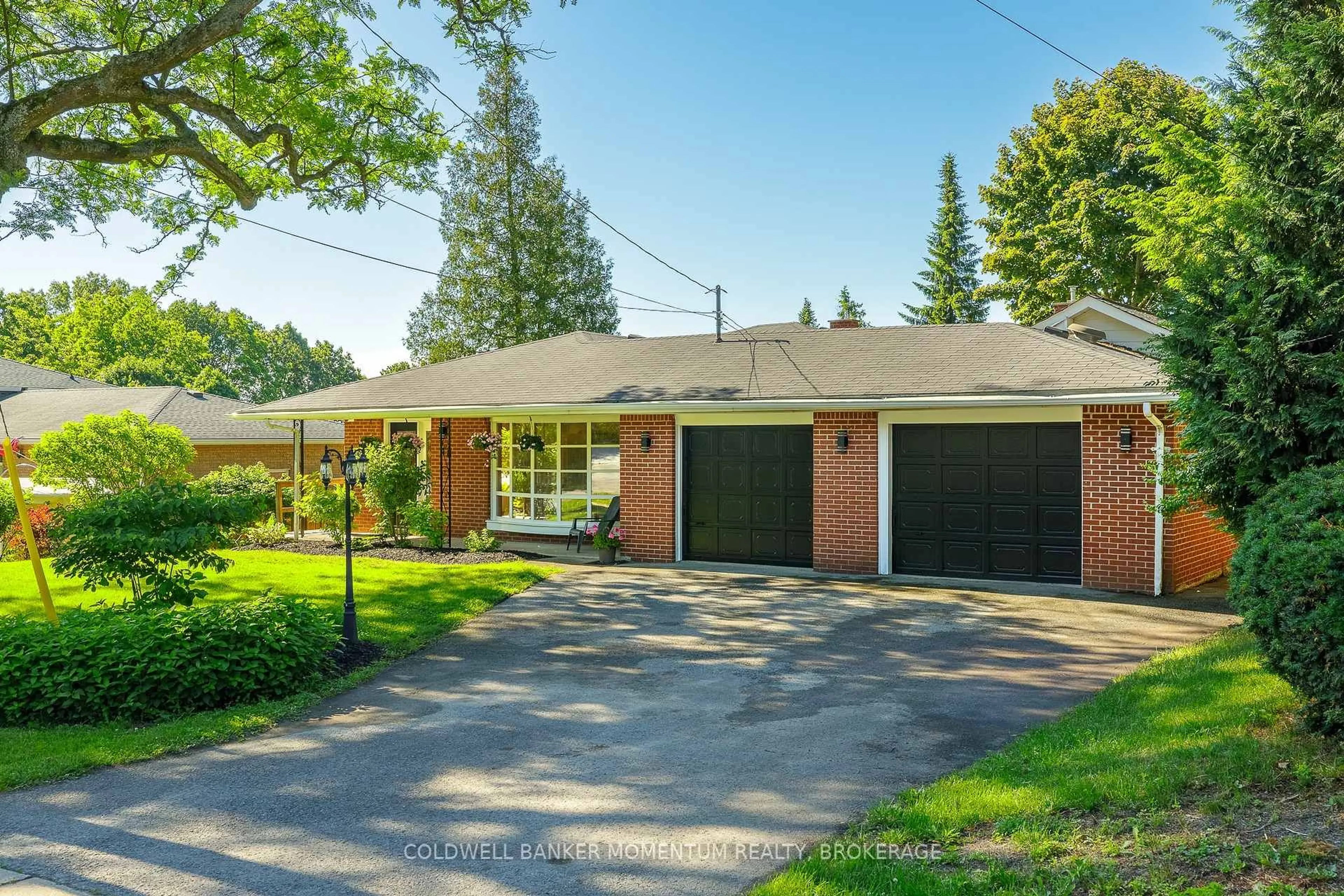 Home with brick exterior material, street for 18 Pancake Lane, Pelham Ontario L3E 0V3