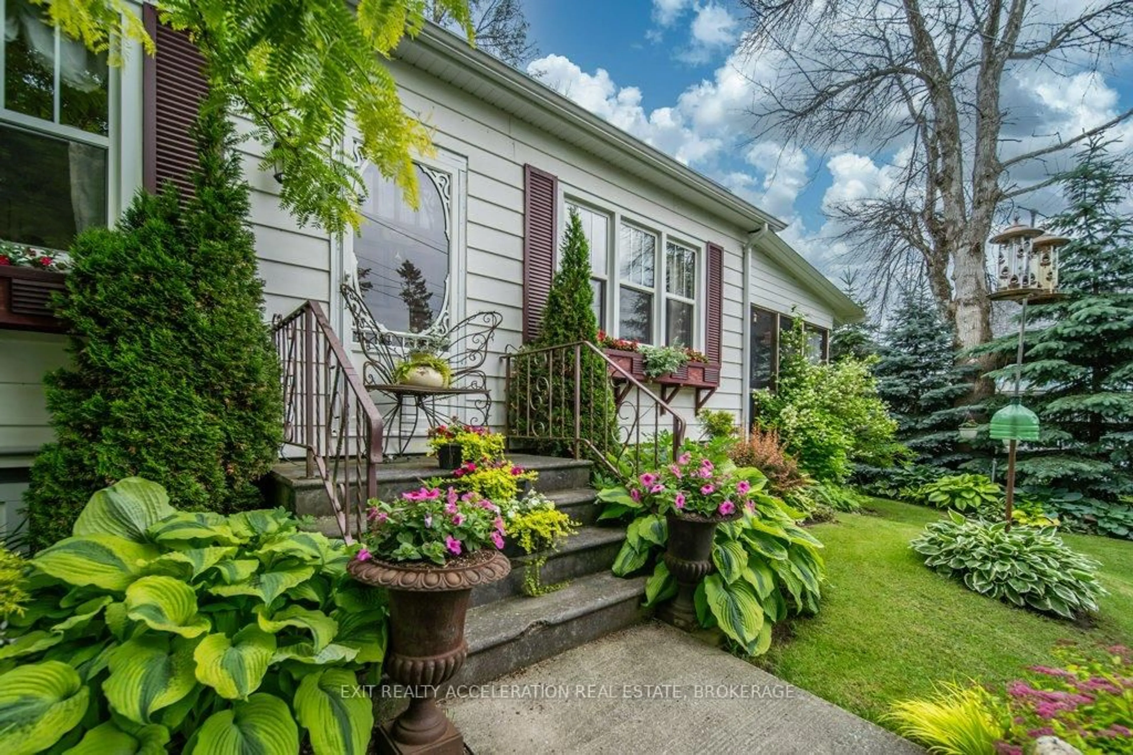 Patio, street for 8 Thomas St, Stone Mills Ontario K0K 2A0