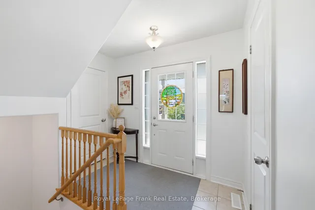 26 Fallingbrook Cres, Kawartha Lakes 5