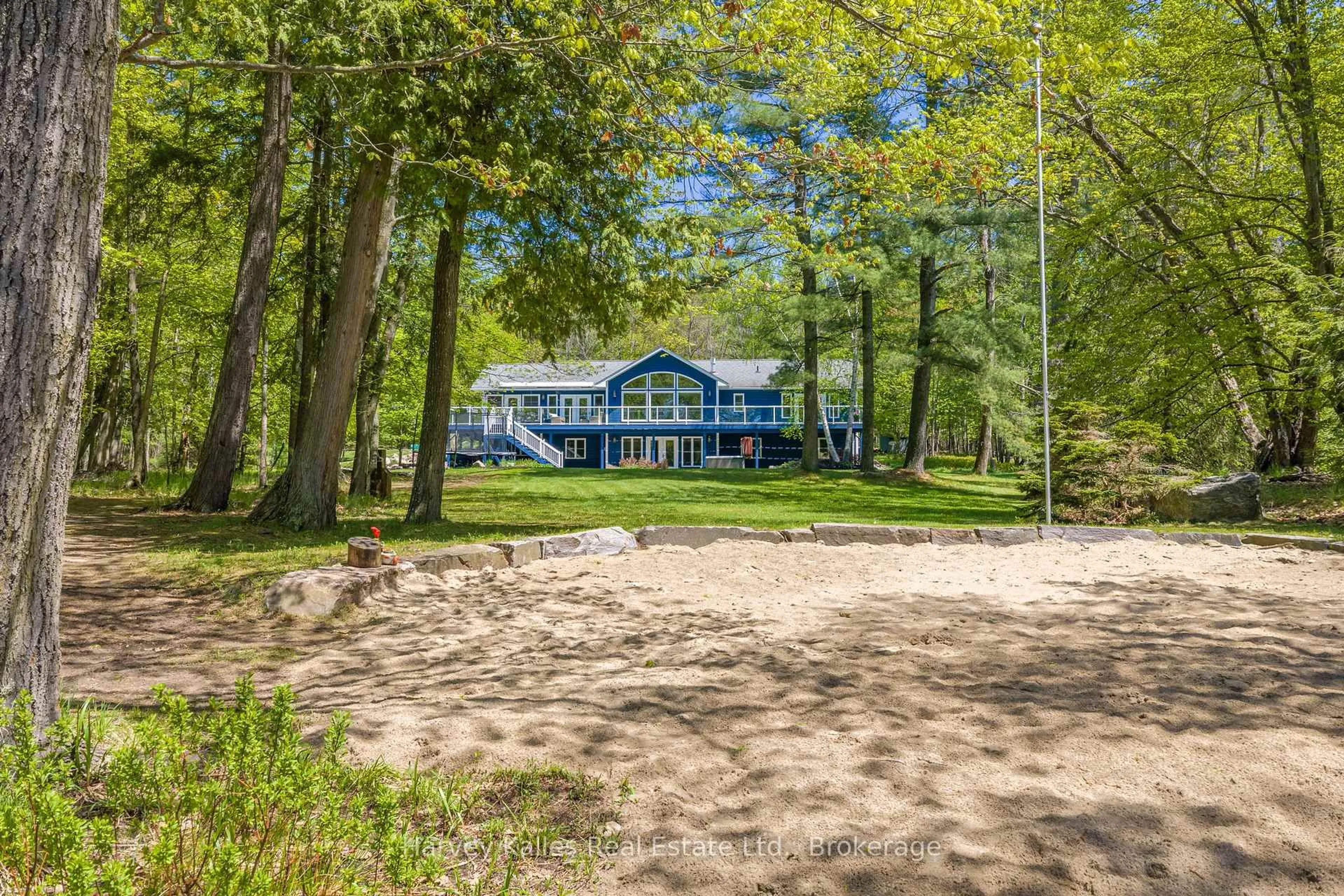 A pic from outside/outdoor area/front of a property/back of a property/a pic from drone, water/lake/river/ocean view for 1615 Muskoka Rd, Gravenhurst Ontario P1P 1R4