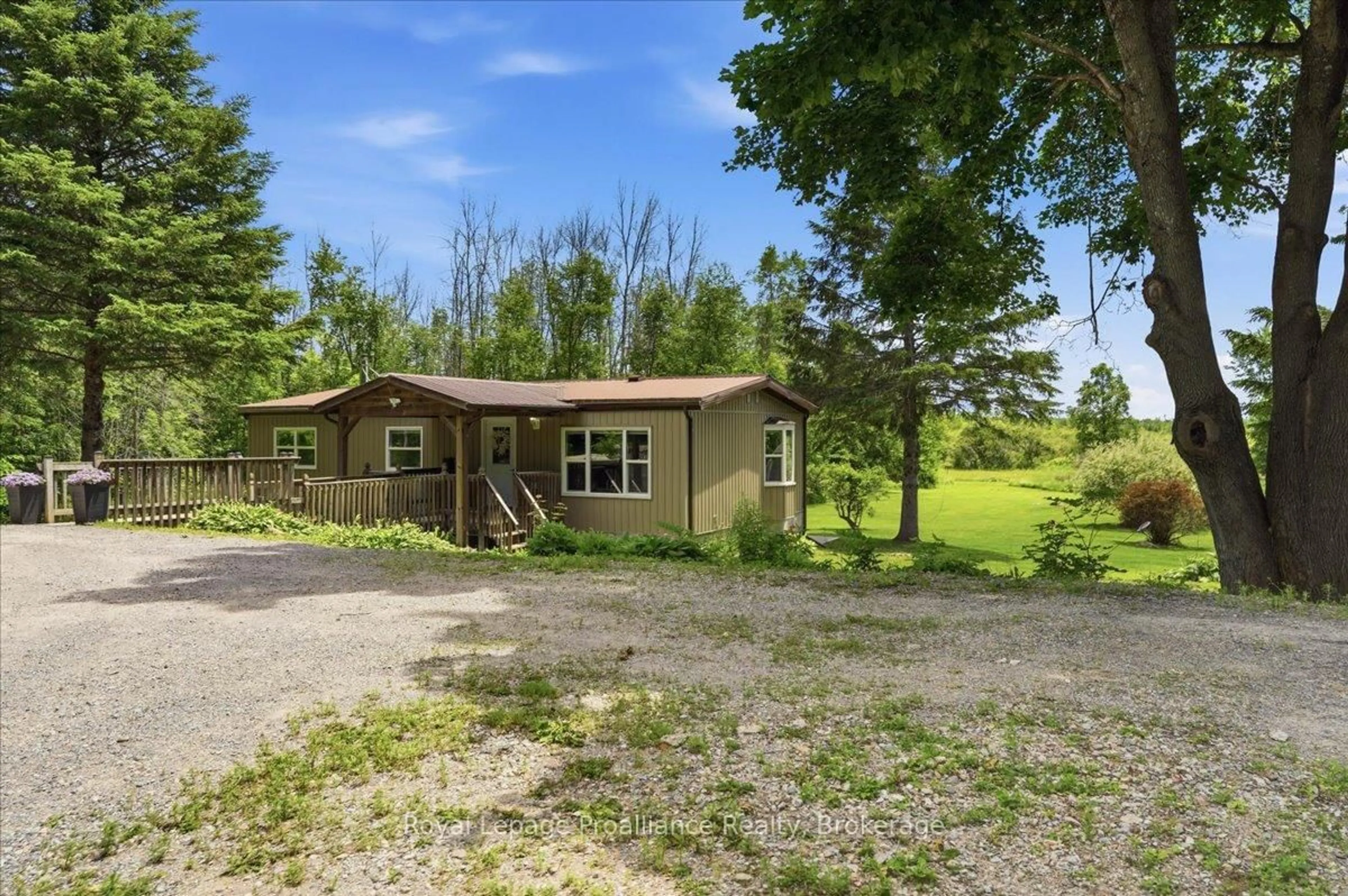 A pic from outside/outdoor area/front of a property/back of a property/a pic from drone, unknown for 596 Courneya Rd, Tweed Ontario K0K 3J0