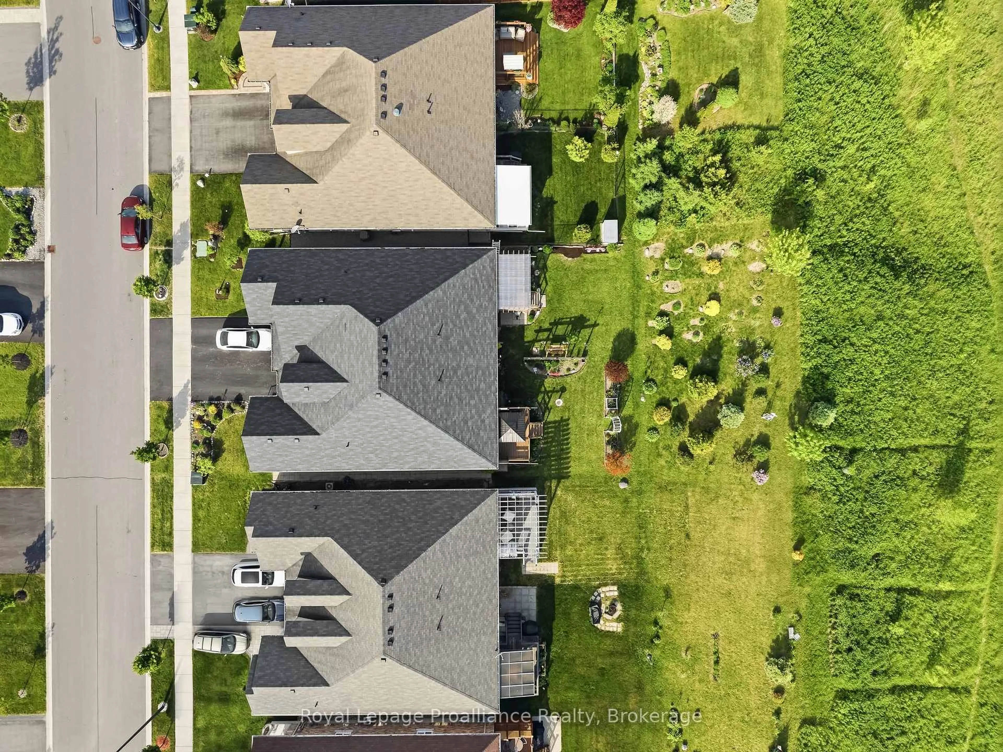 A pic from outside/outdoor area/front of a property/back of a property/a pic from drone, street for 56 Royal Gala Dr, Brighton Ontario K0K 1H0
