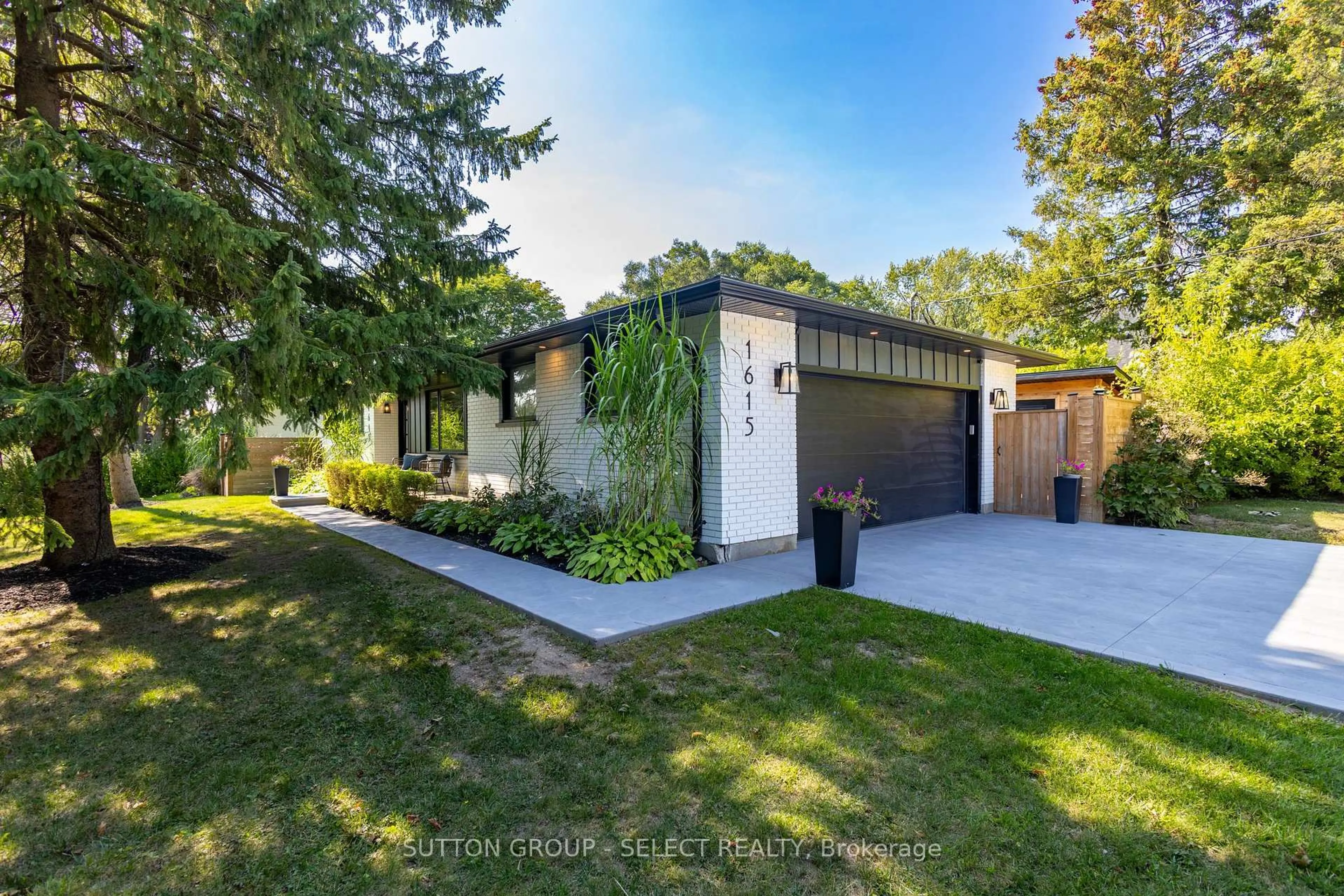 Home with brick exterior material, street for 1615 Sharon Dr, London North Ontario N6G 2R5
