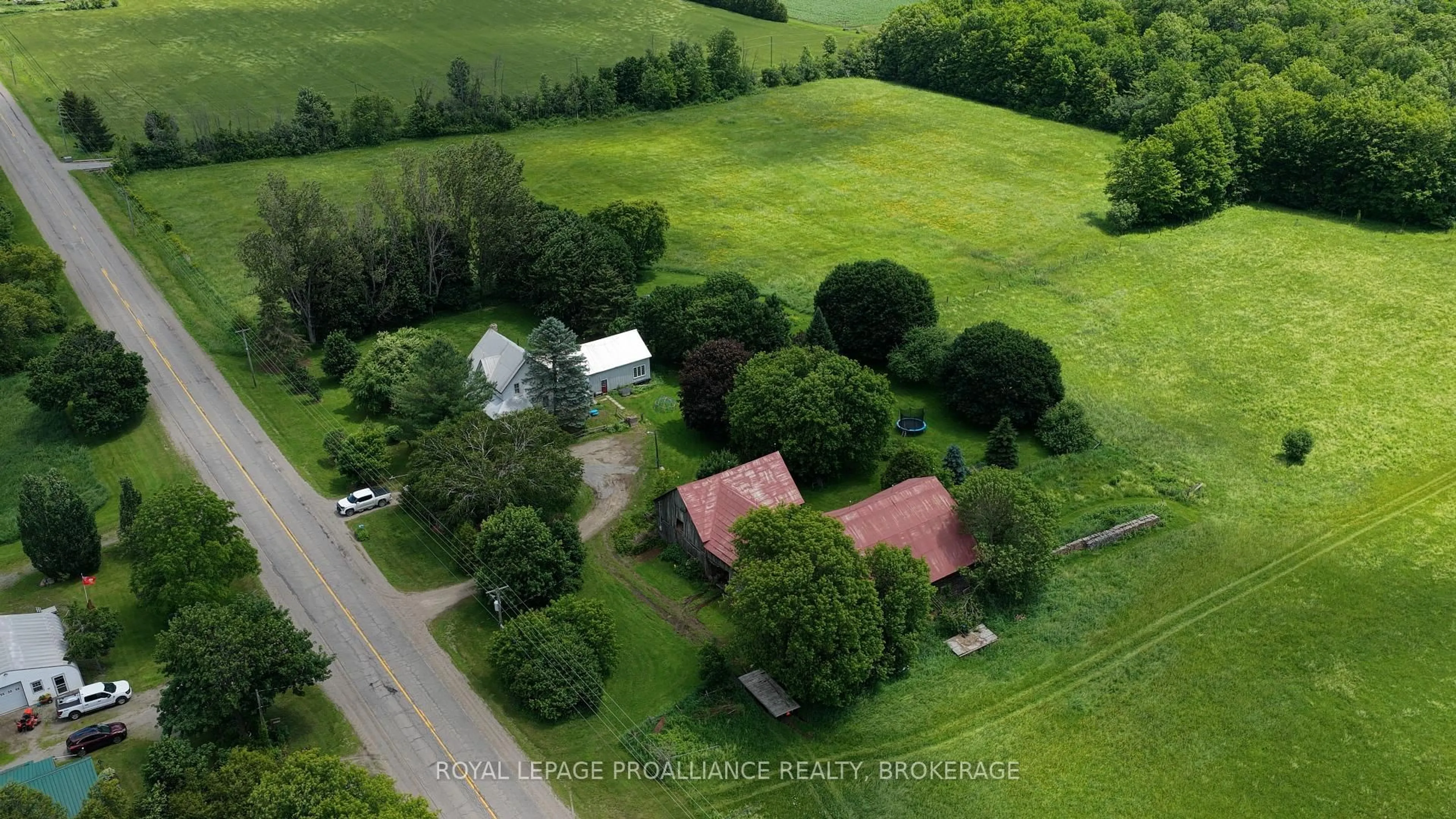 A pic from outside/outdoor area/front of a property/back of a property/a pic from drone, unknown for 1462 COUNTY ROAD 8, Rideau Lakes Ontario K0E 1Y0